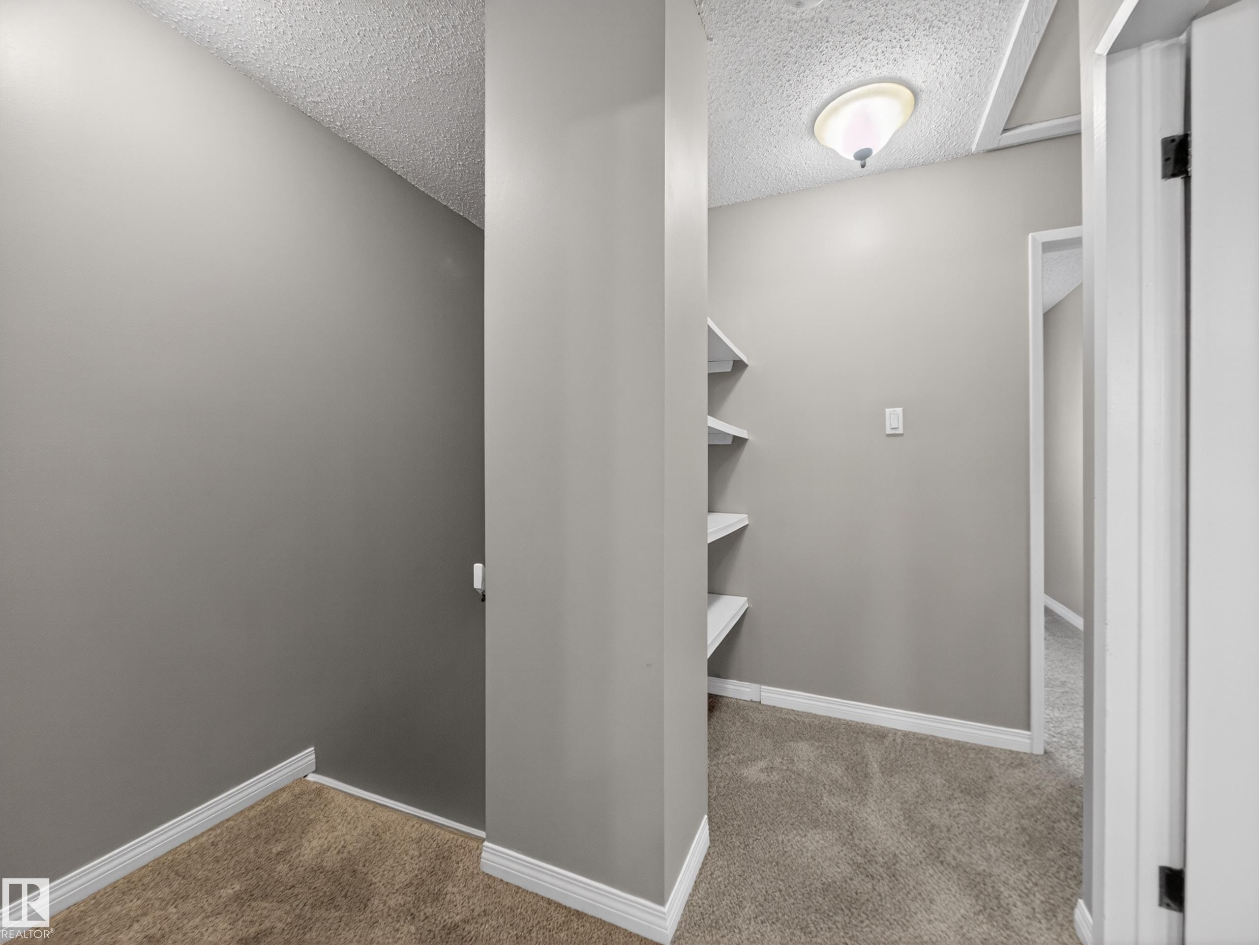 7715 37 Avenue, Edmonton, AB - Indoor Photo Showing Other Room