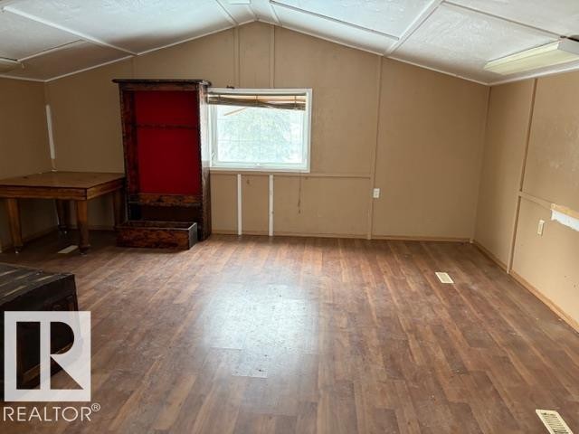 582 Highway 813, Rural Opportunity M.D., AB - Indoor Photo Showing Other Room
