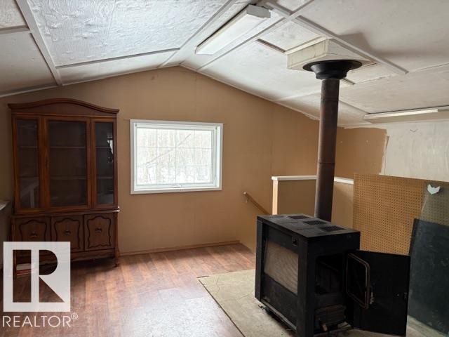582 Highway 813, Rural Opportunity M.D., AB - Indoor Photo Showing Other Room