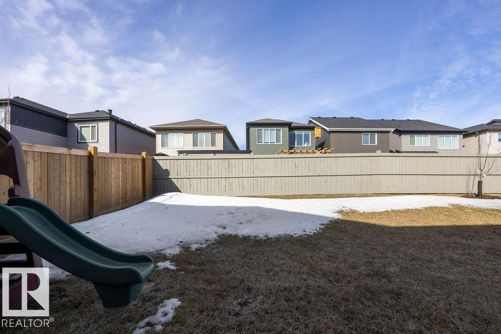 17820 70 Street, Edmonton, AB - Outdoor