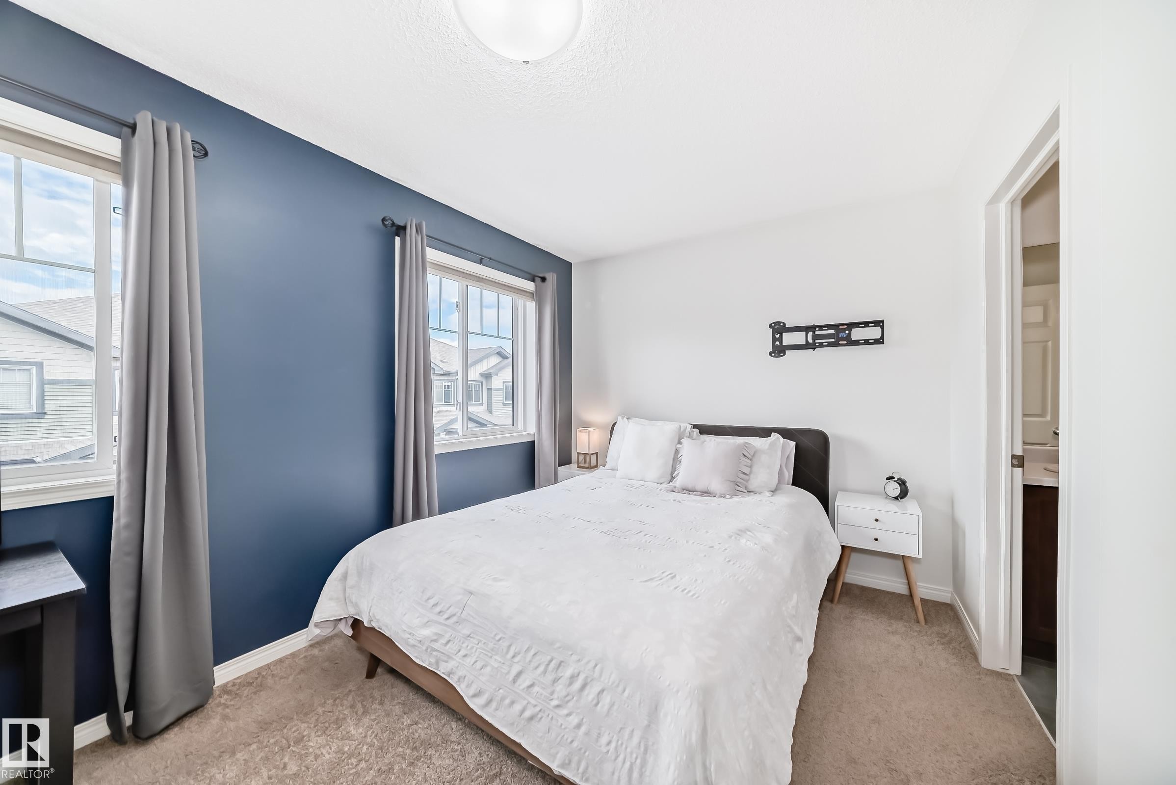 81 3305 Orchards Link Link, Edmonton, AB - Indoor Photo Showing Bedroom