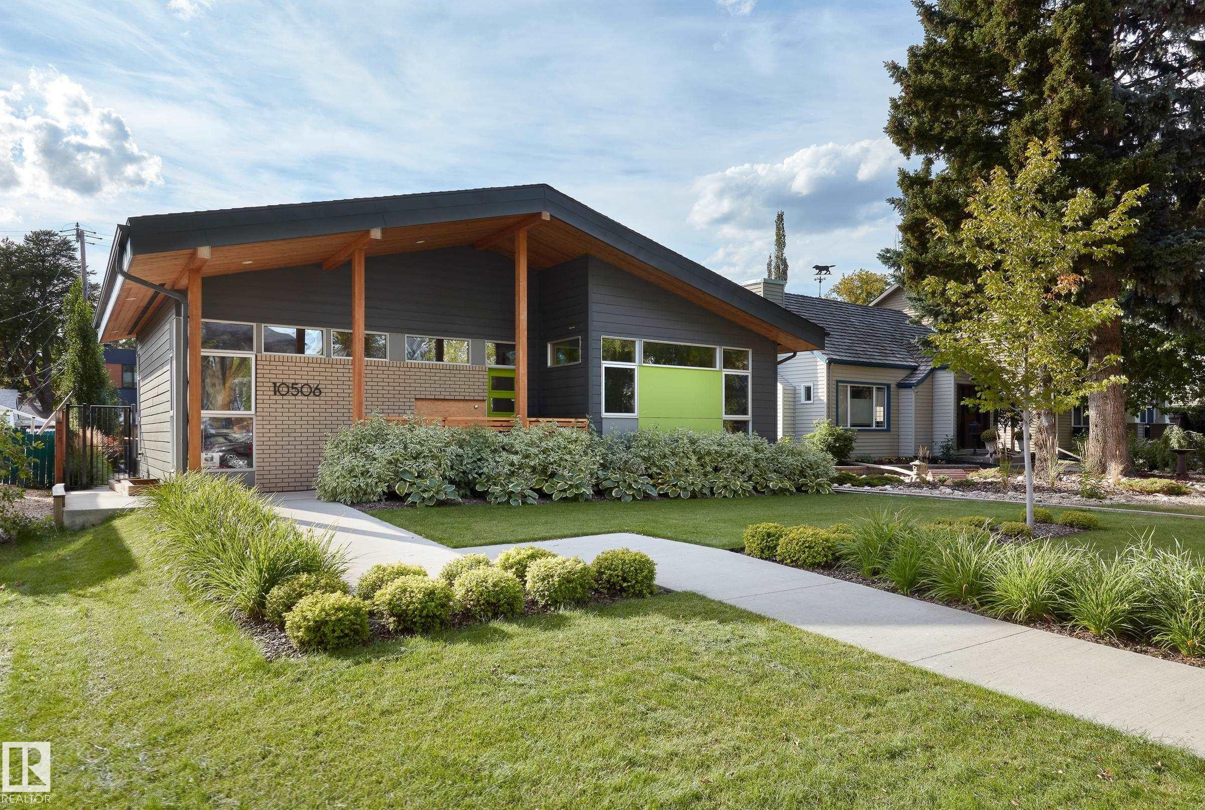 10506 137 Street, Edmonton, AB - Outdoor