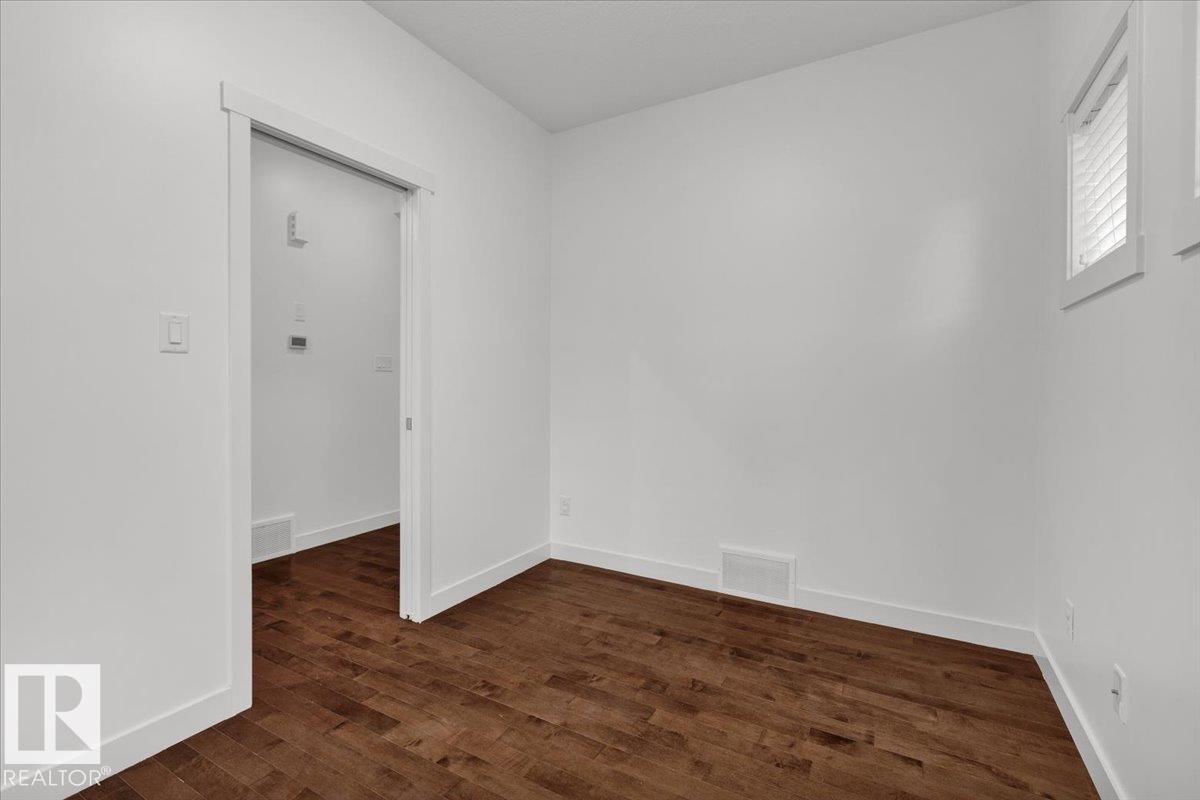20517 98A Avenue, Edmonton, AB - Indoor Photo Showing Other Room