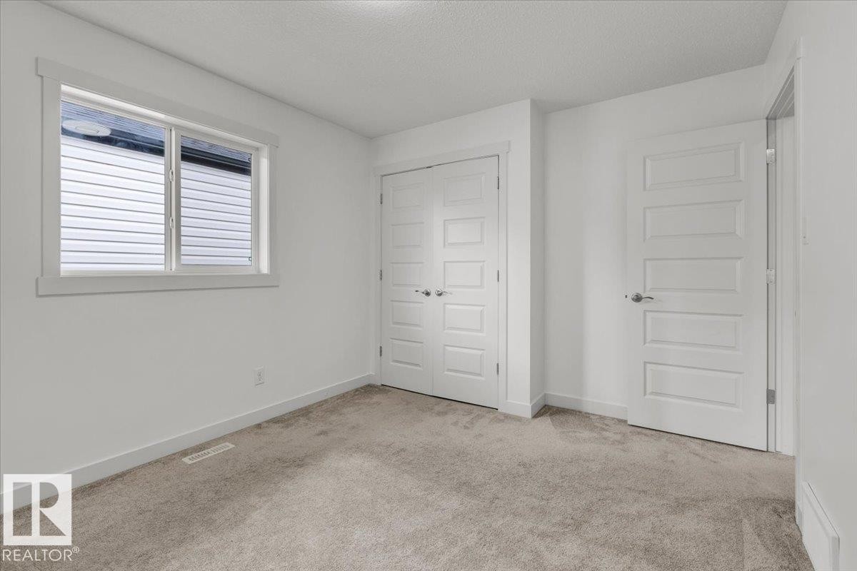20517 98A Avenue, Edmonton, AB - Indoor
