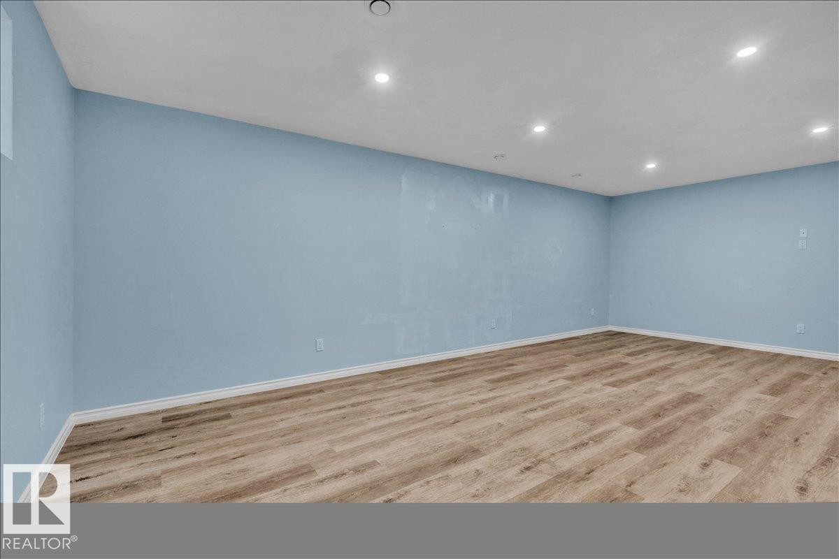 20517 98A Avenue, Edmonton, AB - Indoor Photo Showing Other Room
