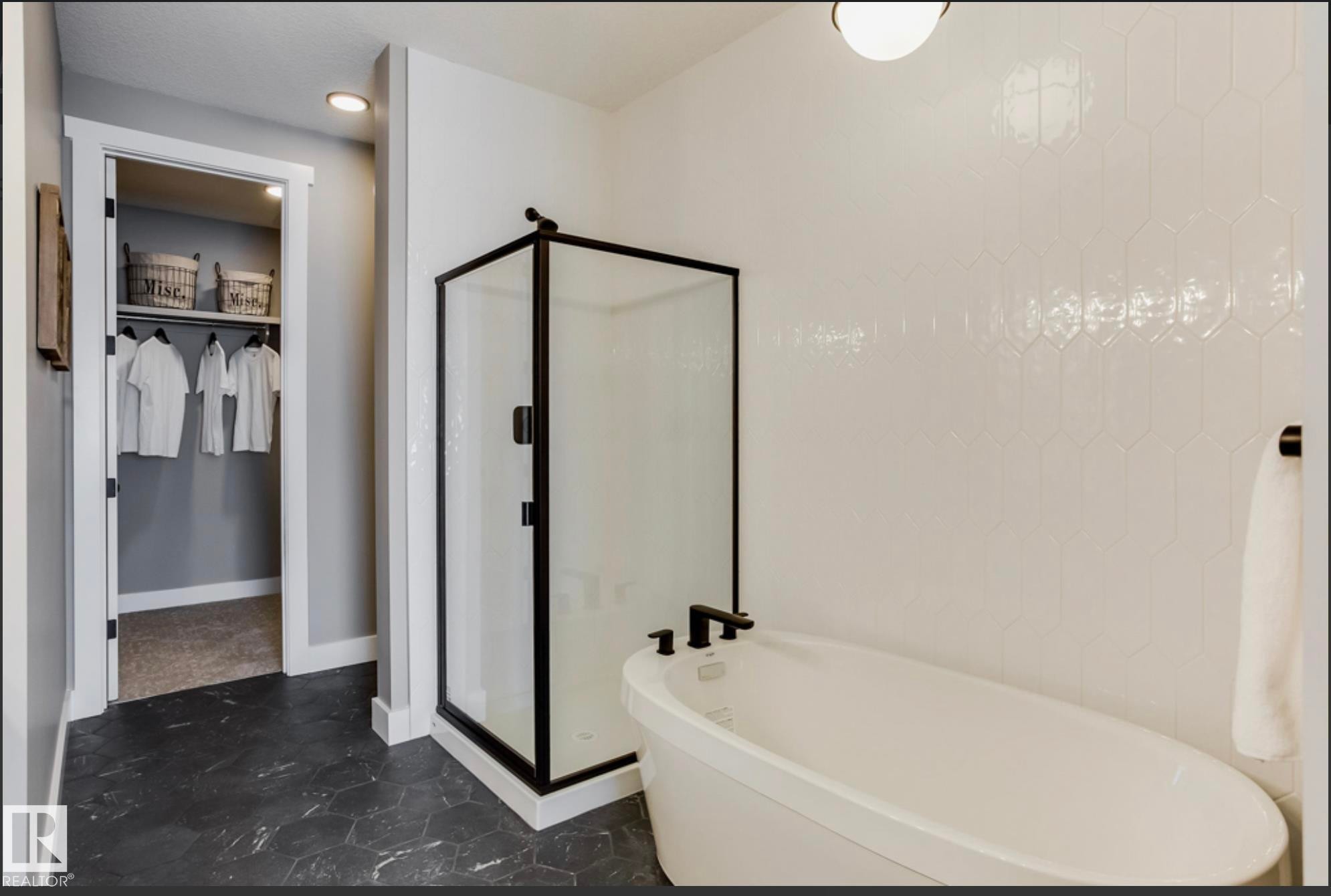 100 Redpoll Wynd, St. Albert, AB - Indoor
