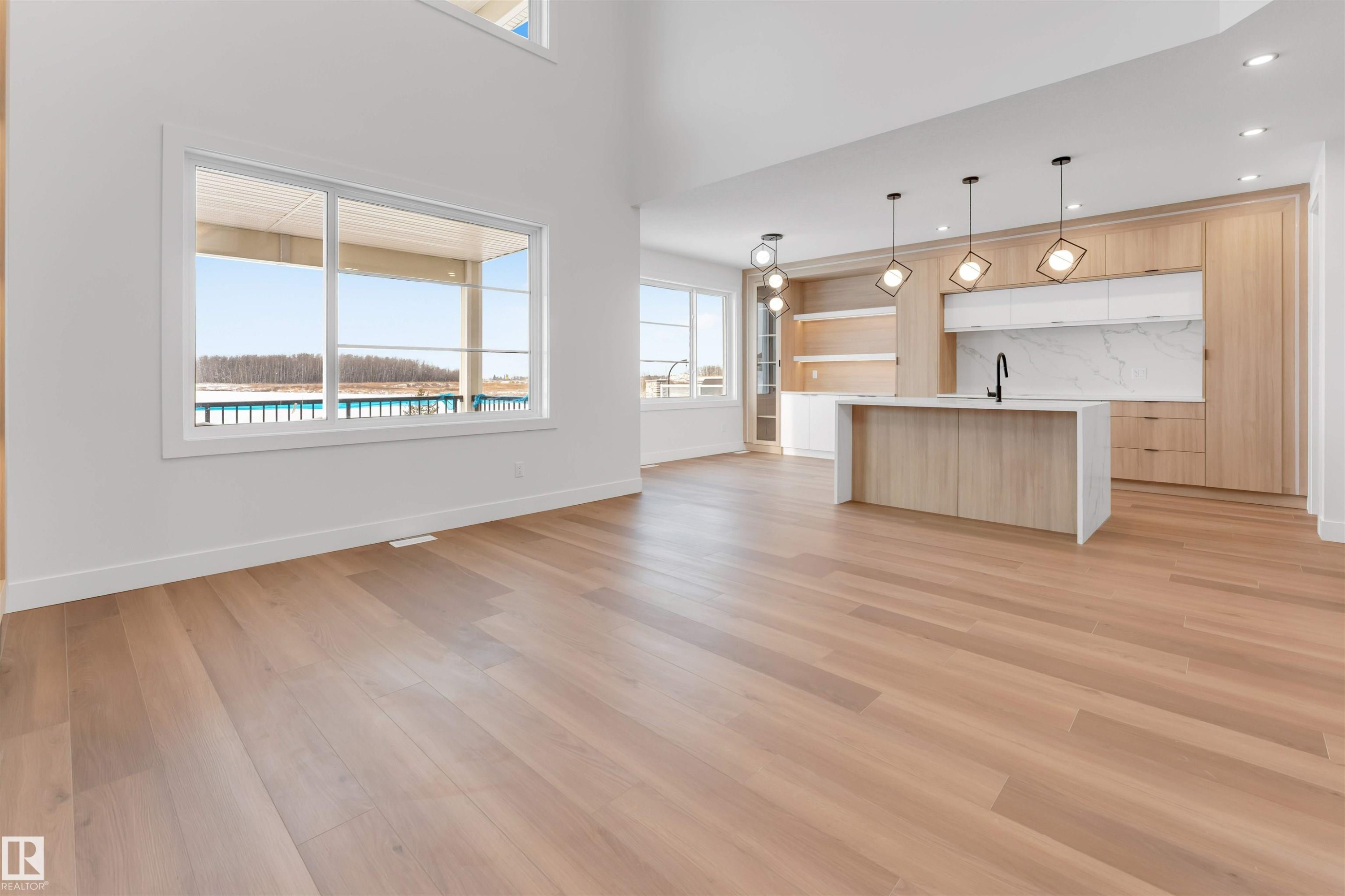 152 Edgewater Circle, Leduc, AB - Indoor Photo Showing Kitchen