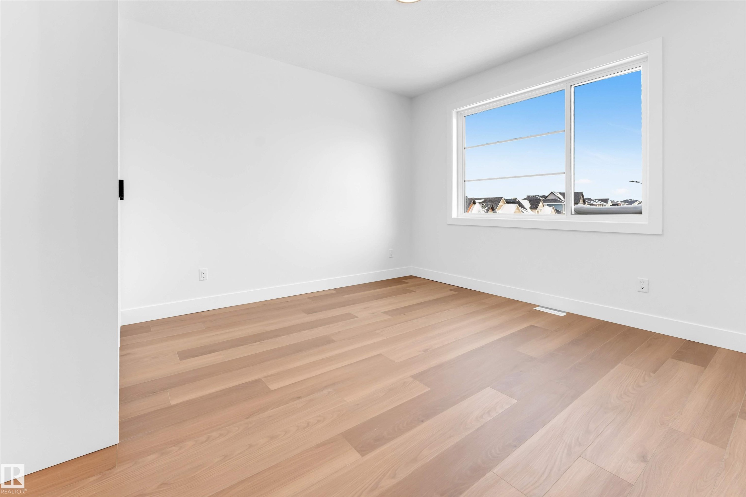 152 Edgewater Circle, Leduc, AB - Indoor Photo Showing Other Room