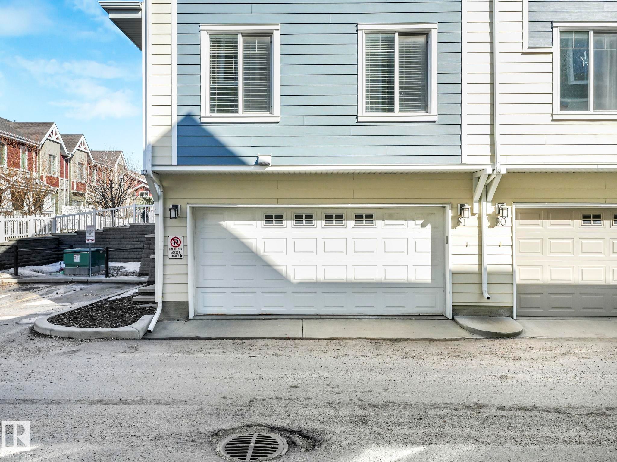 81 2003 Rabbit Hill Road Nw, Edmonton, AB - Outdoor