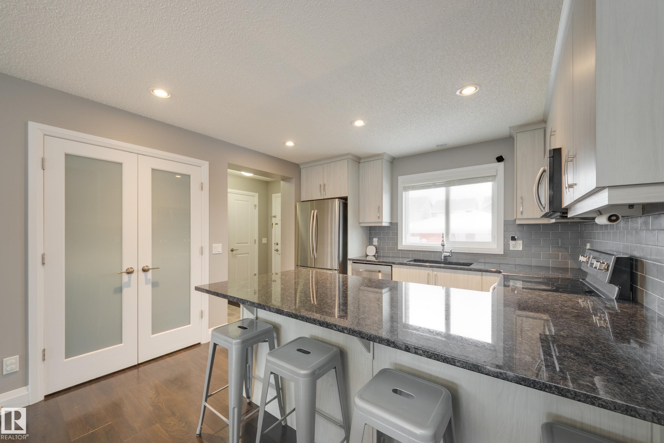 232 Southfork Drive, Leduc, AB - Indoor Photo Showing Kitchen