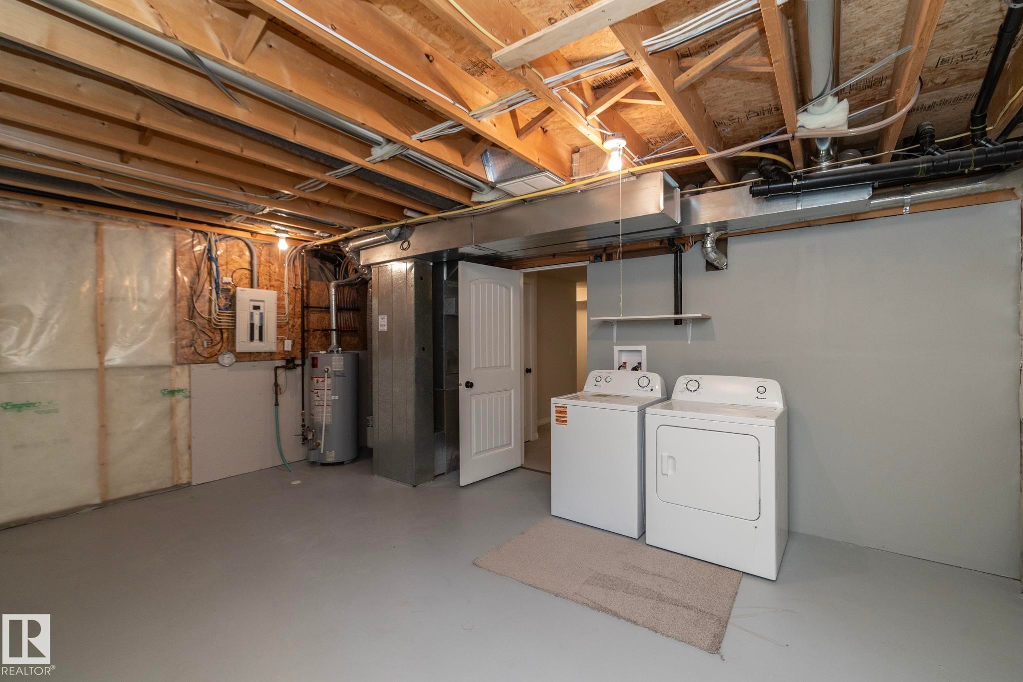 197 Birchwood Close, Devon, AB - Indoor Photo Showing Laundry Room