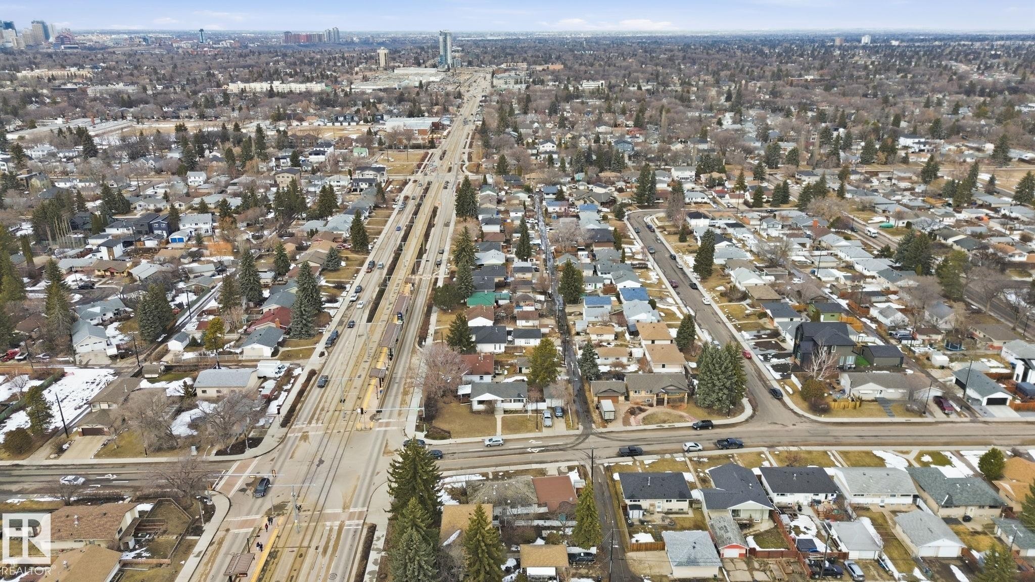 8208 73 Avenue, Edmonton, AB - Outdoor With View