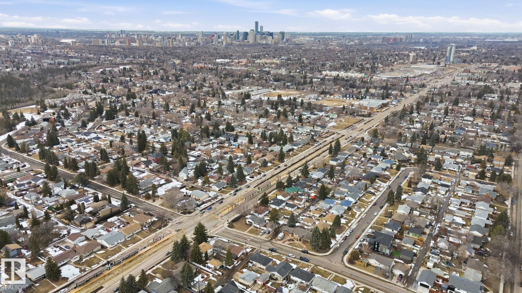 8208 73 Avenue, Edmonton, AB - Outdoor With View