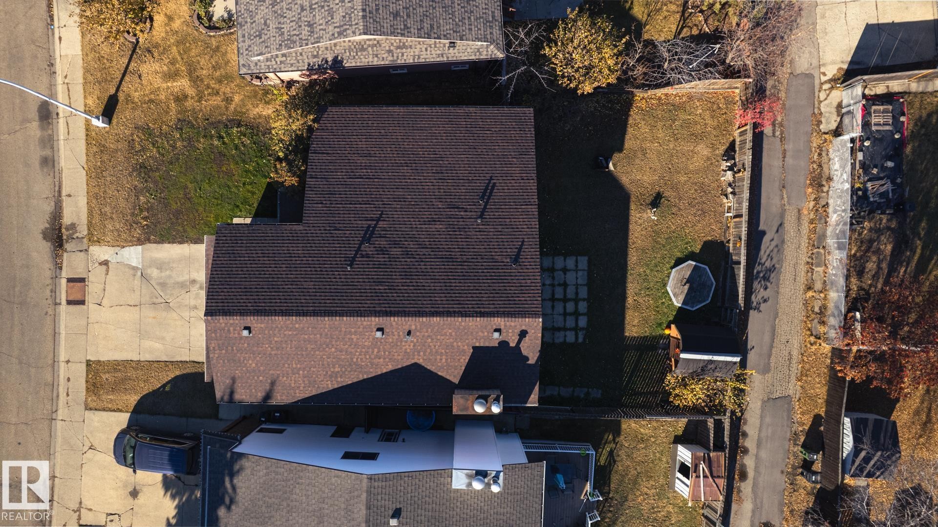 14339 122 Street, Edmonton, AB - Outdoor
