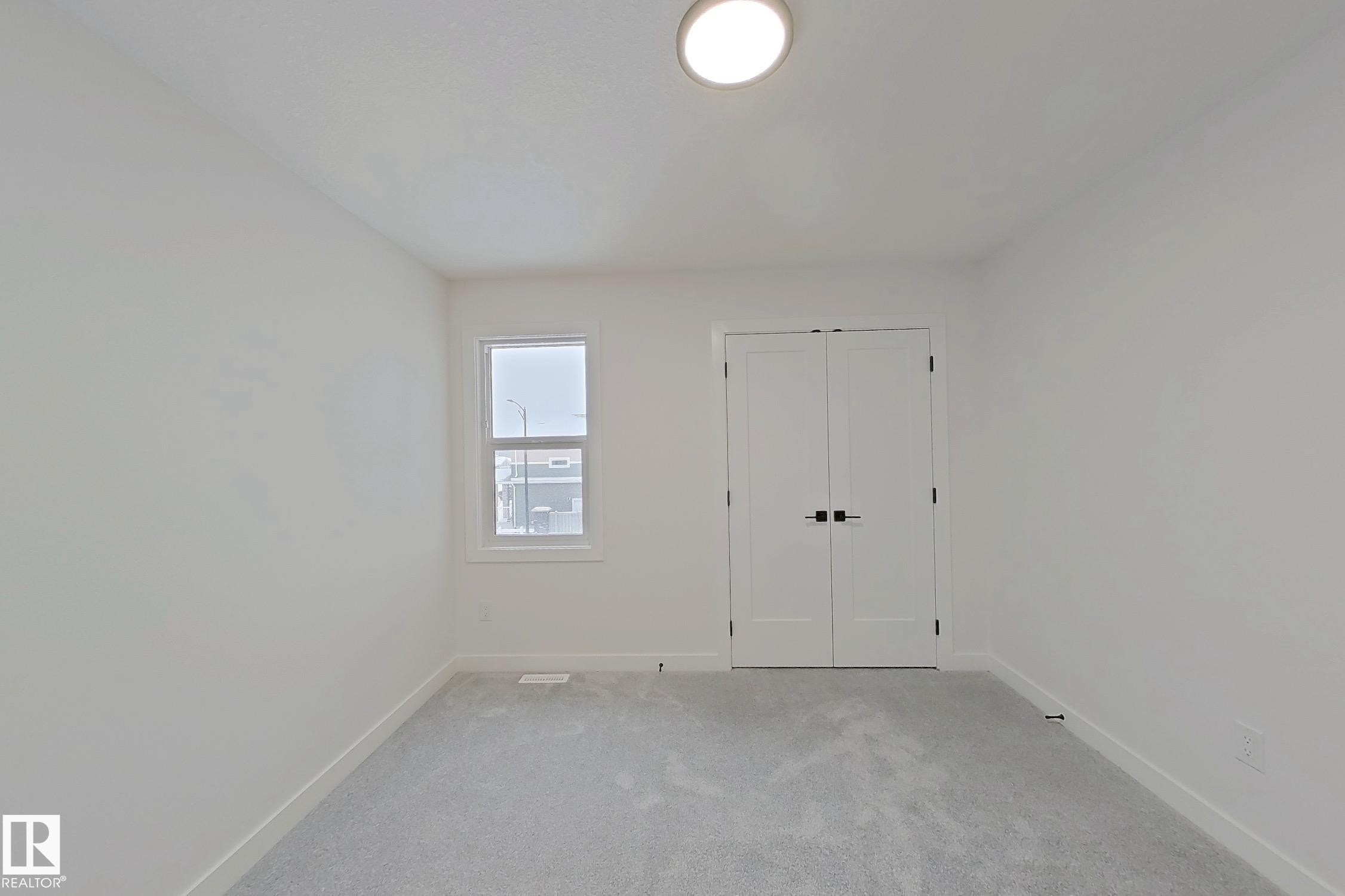 3158 Magpie Way, Edmonton, AB - Indoor Photo Showing Other Room