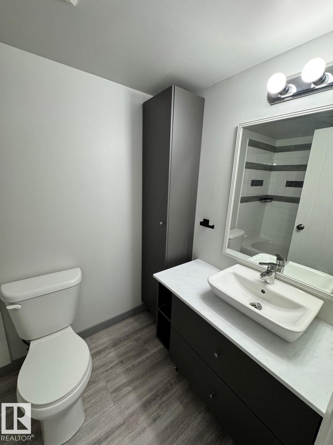 612 2908 116A Avenue, Edmonton, AB - Indoor Photo Showing Bathroom