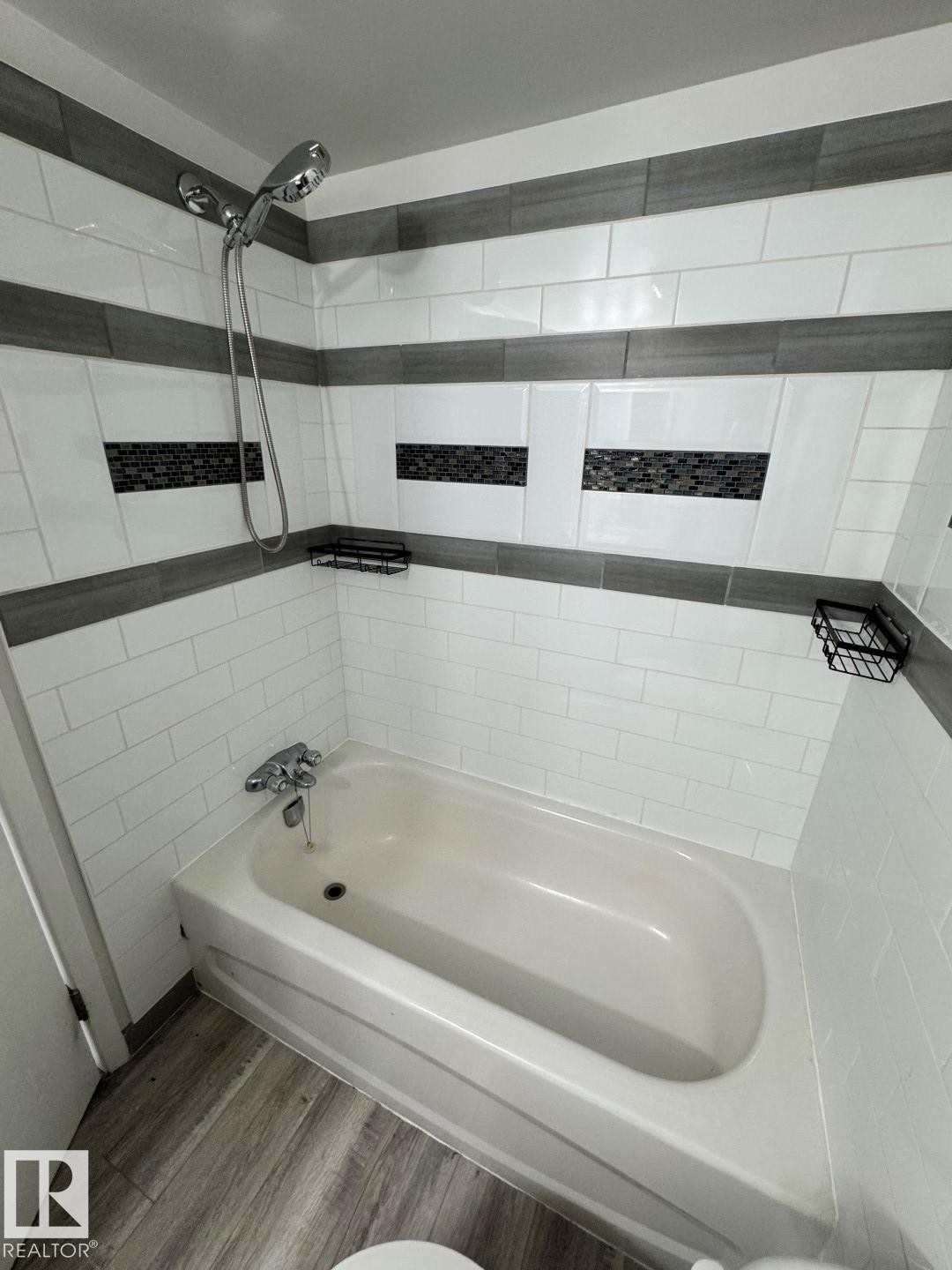 612 2908 116A Avenue, Edmonton, AB - Indoor Photo Showing Bathroom