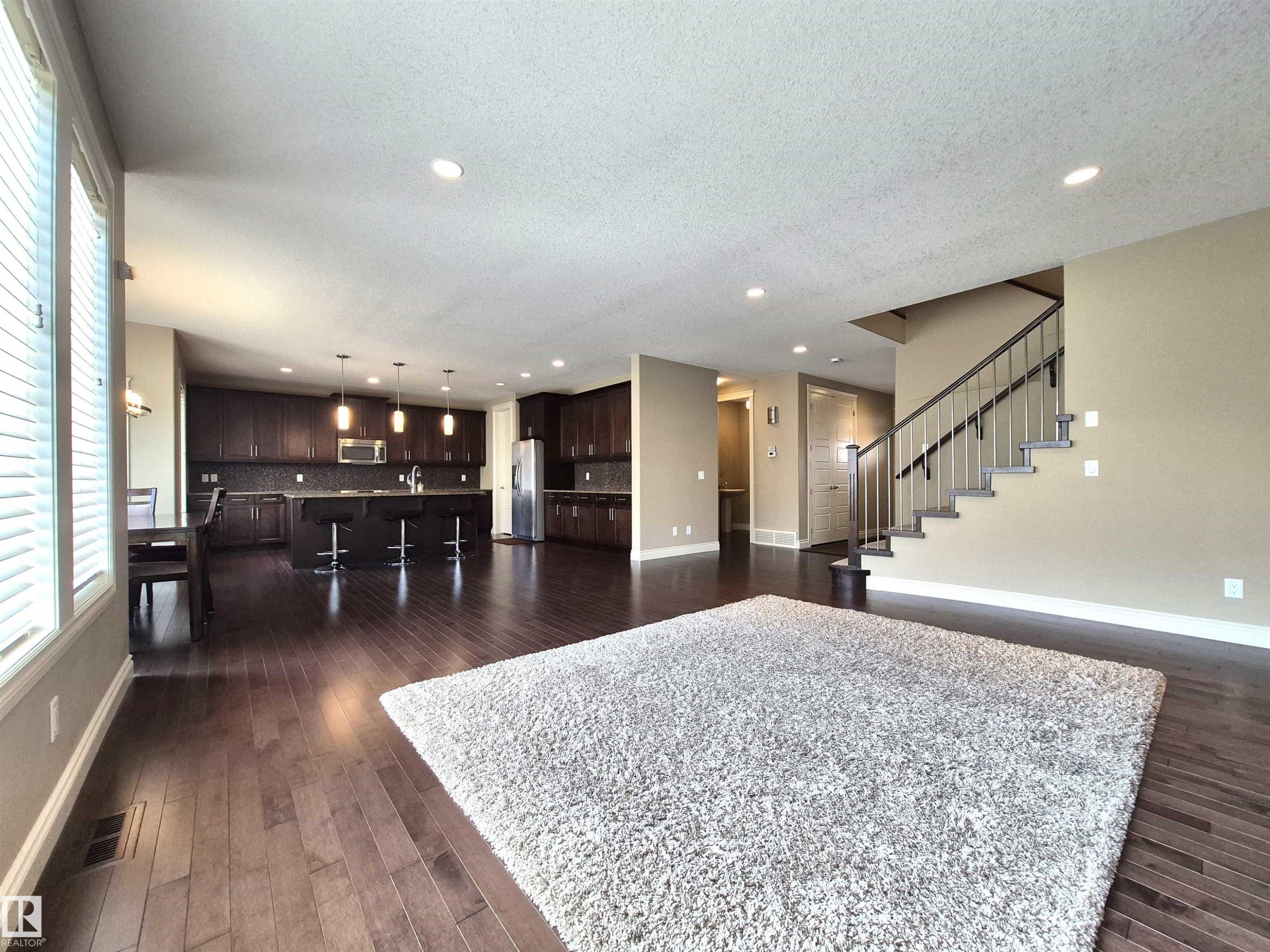 2121 90A Street, Edmonton, AB - Indoor