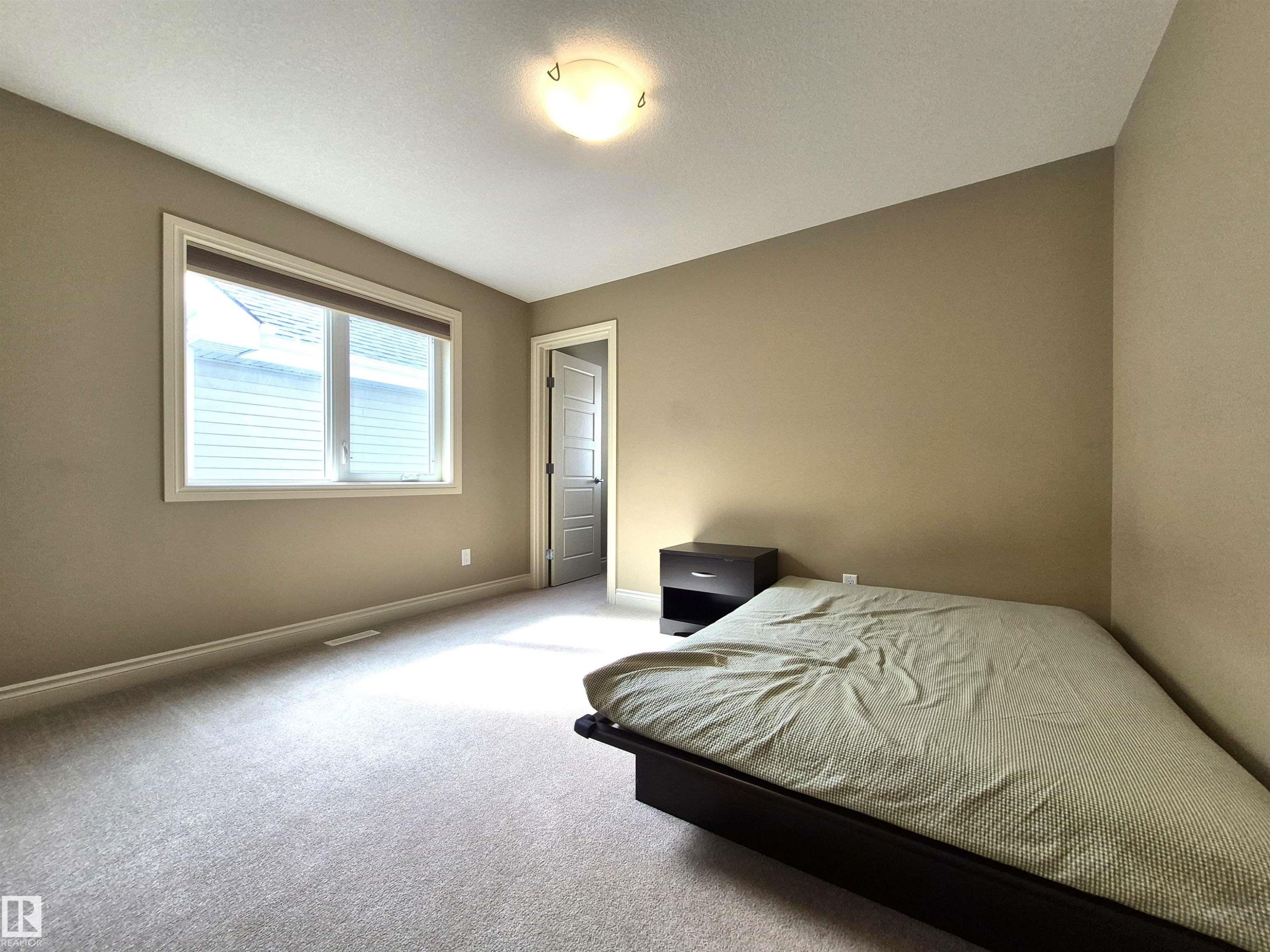 2121 90A Street, Edmonton, AB - Indoor Photo Showing Bedroom