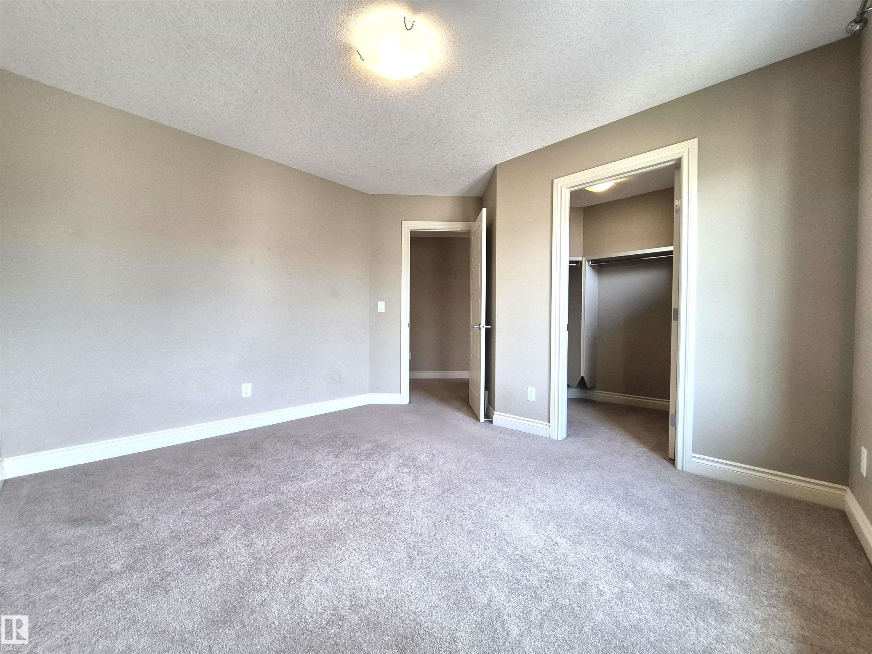 2121 90A Street, Edmonton, AB - Indoor Photo Showing Other Room