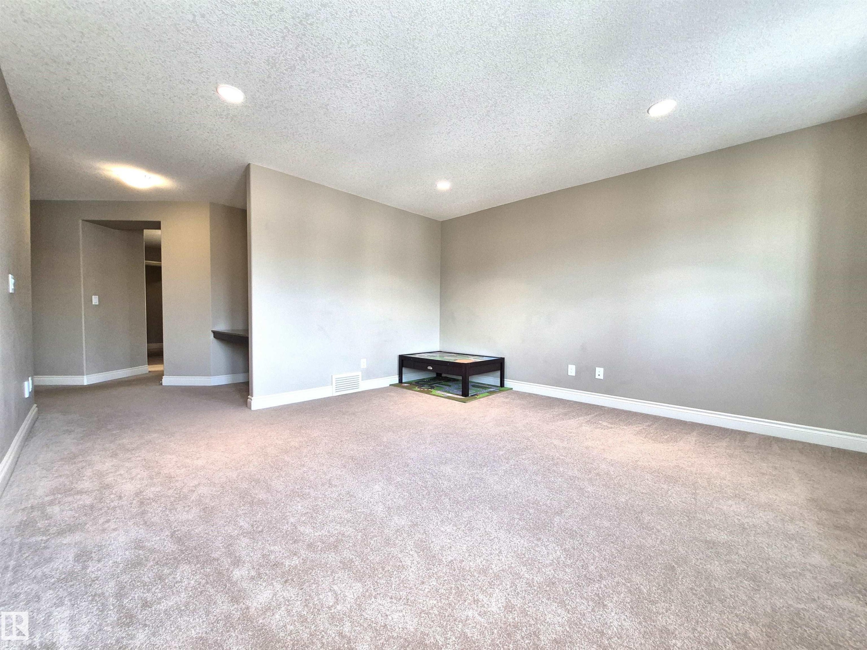 2121 90A Street, Edmonton, AB - Indoor Photo Showing Other Room