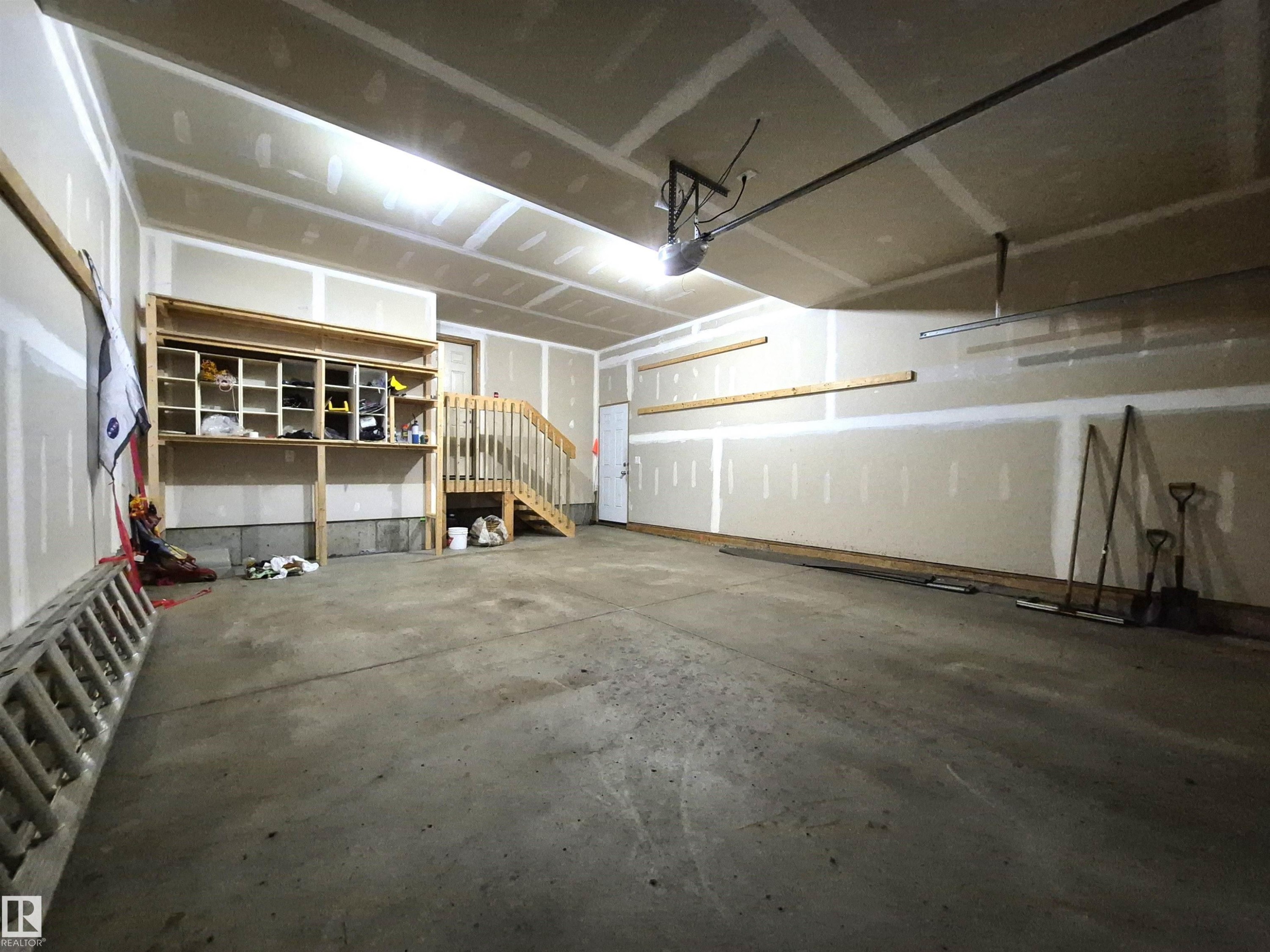 2121 90A Street, Edmonton, AB - Indoor Photo Showing Garage