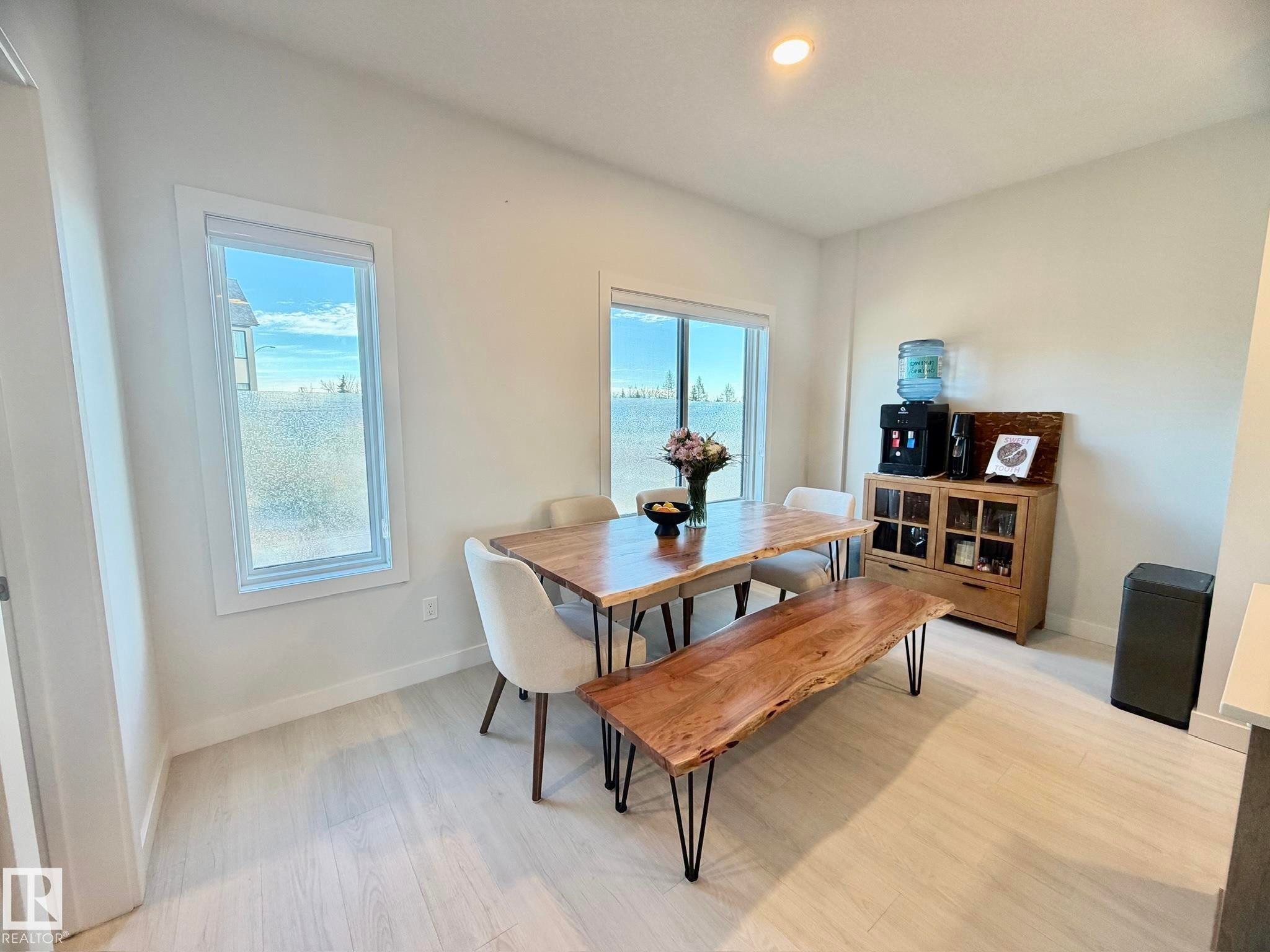 2 1010 Rabbit Hill Road, Edmonton, AB - Indoor Photo Showing Other Room