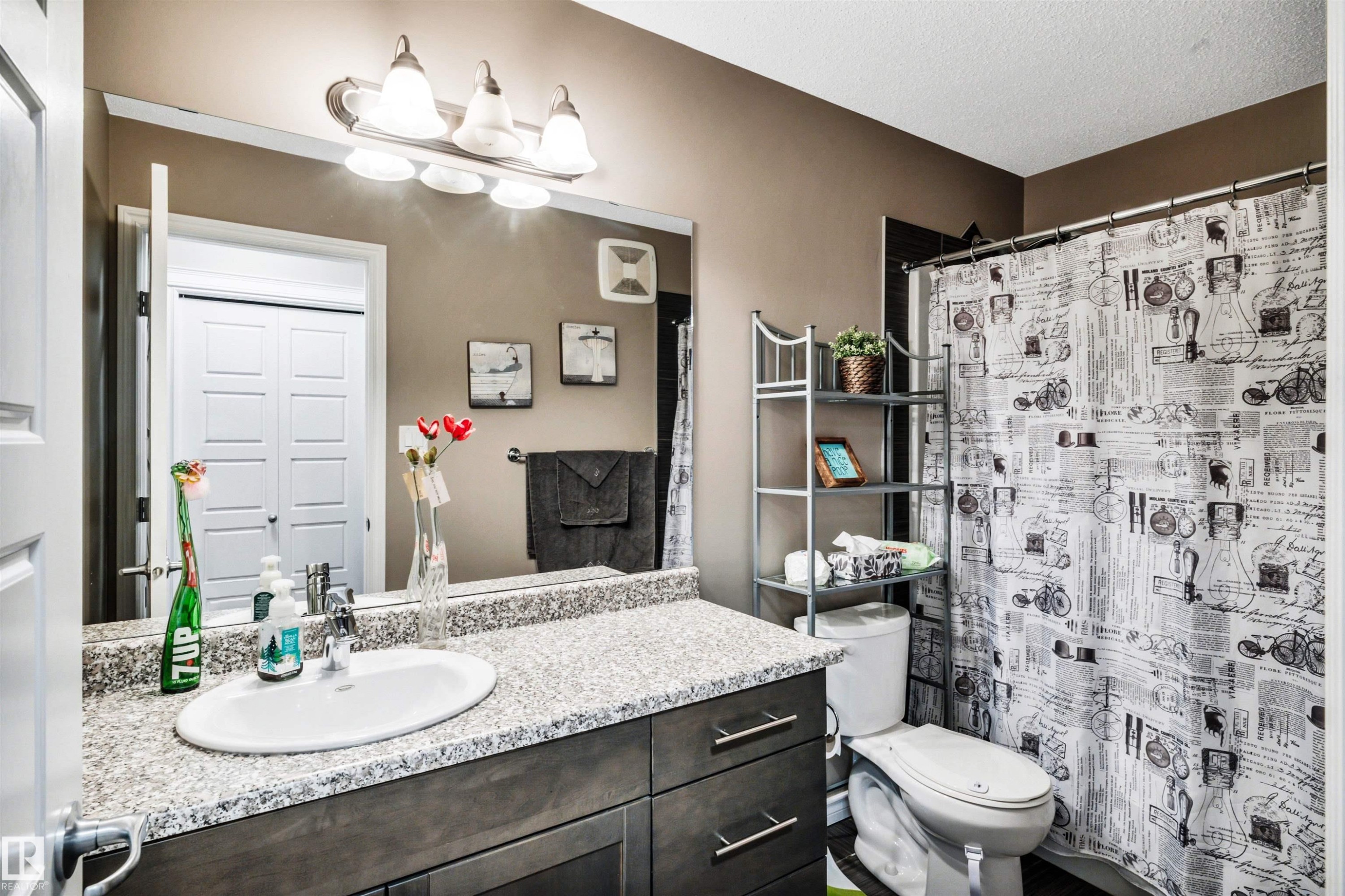 1539 Chapman Way, Edmonton, AB