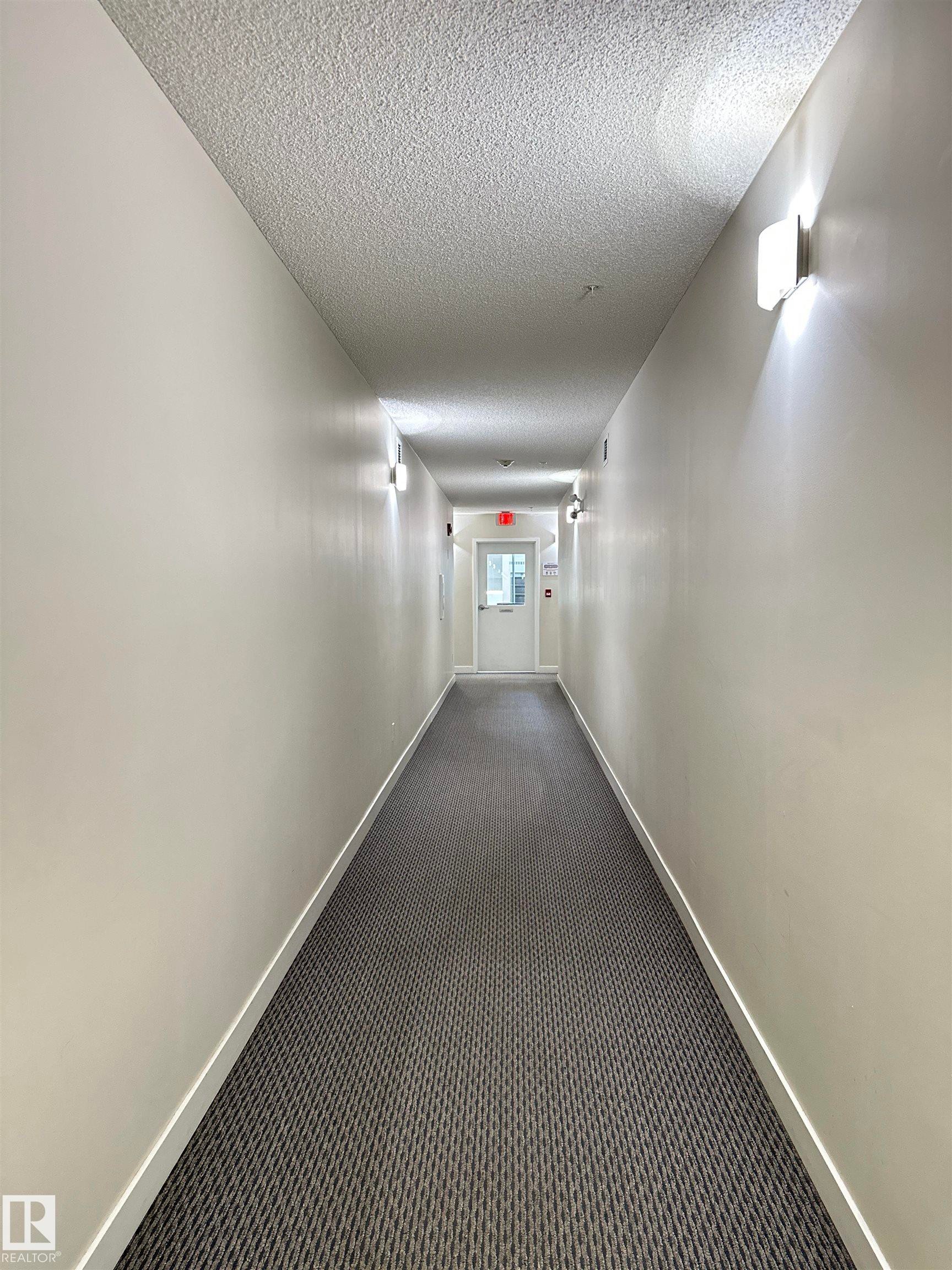 311 667 Watt Boulevard, Edmonton, AB - Indoor Photo Showing Other Room