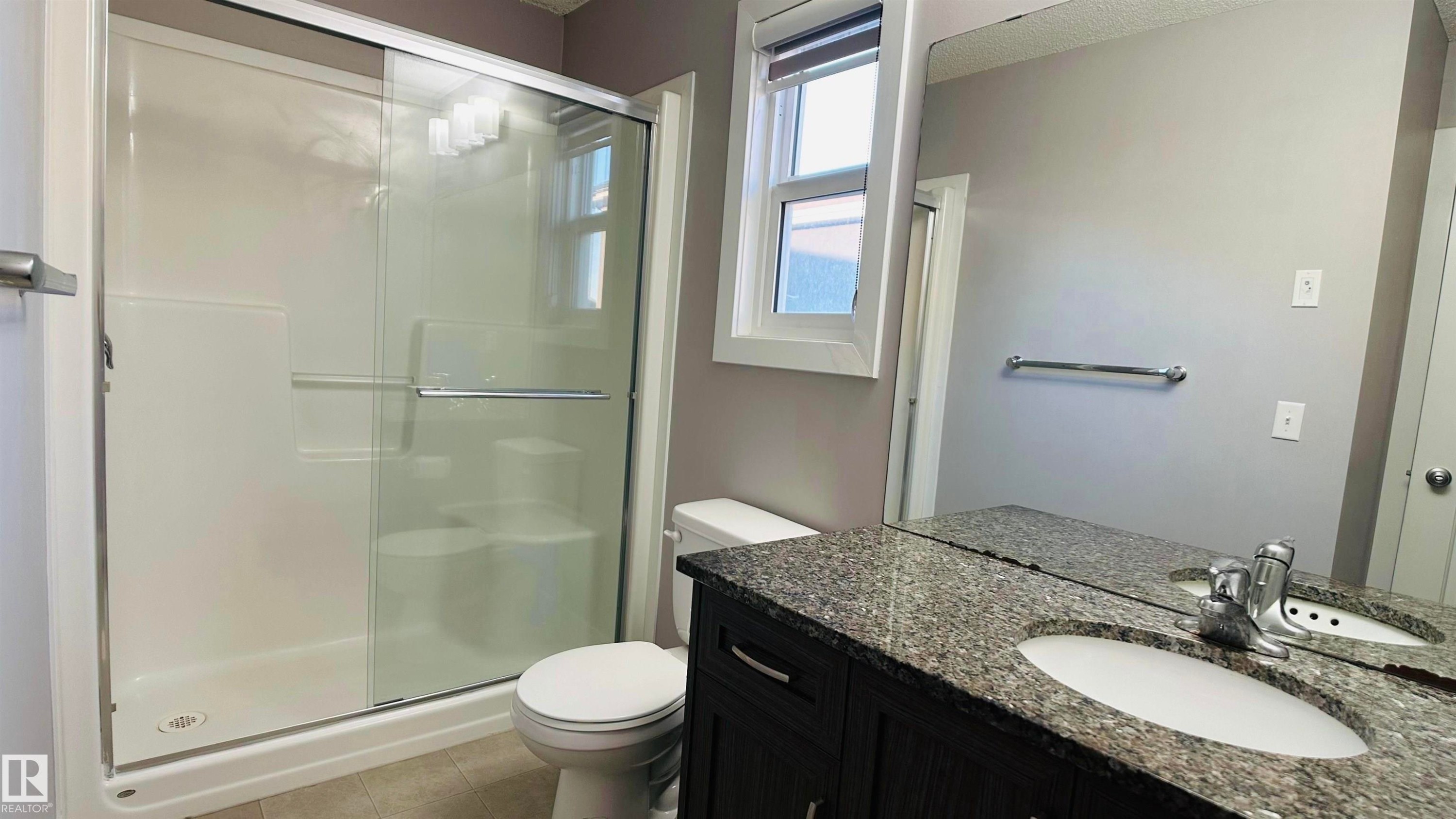 1105 33A Street, Edmonton, AB - Indoor Photo Showing Bathroom