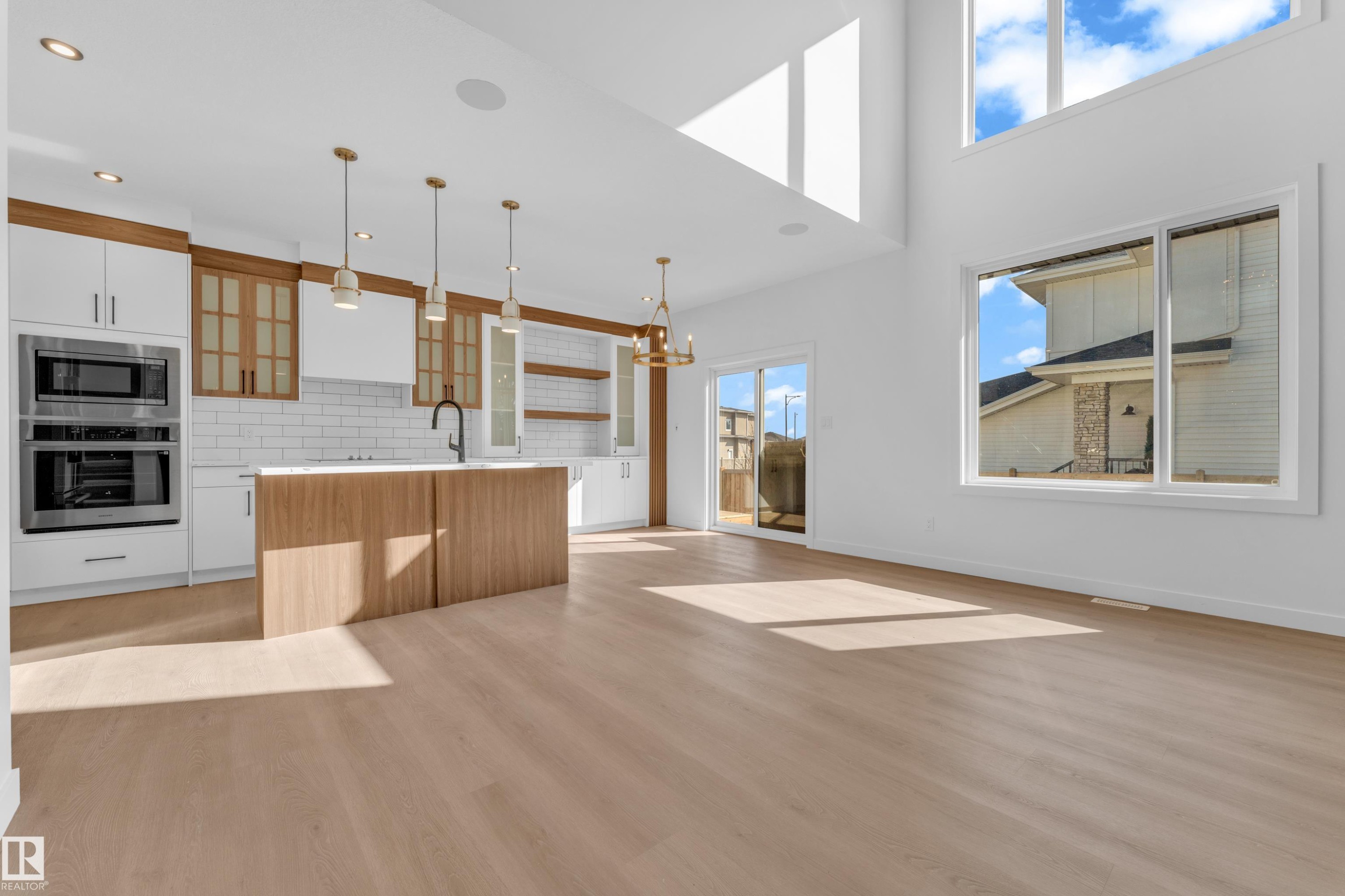 4 Grayson Green, Stony Plain, AB - Indoor Photo Showing Kitchen