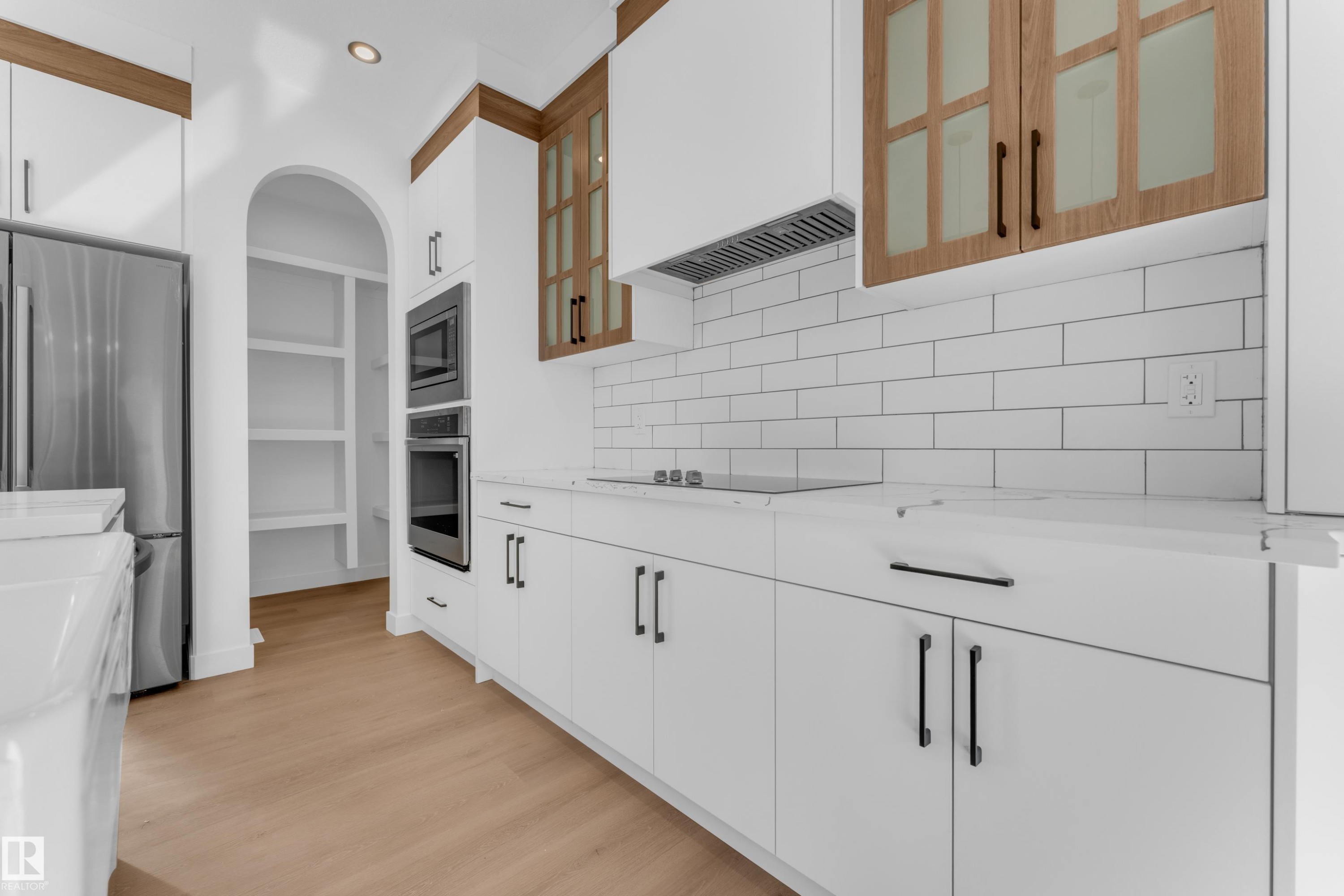 4 Grayson Green, Stony Plain, AB - Indoor Photo Showing Kitchen