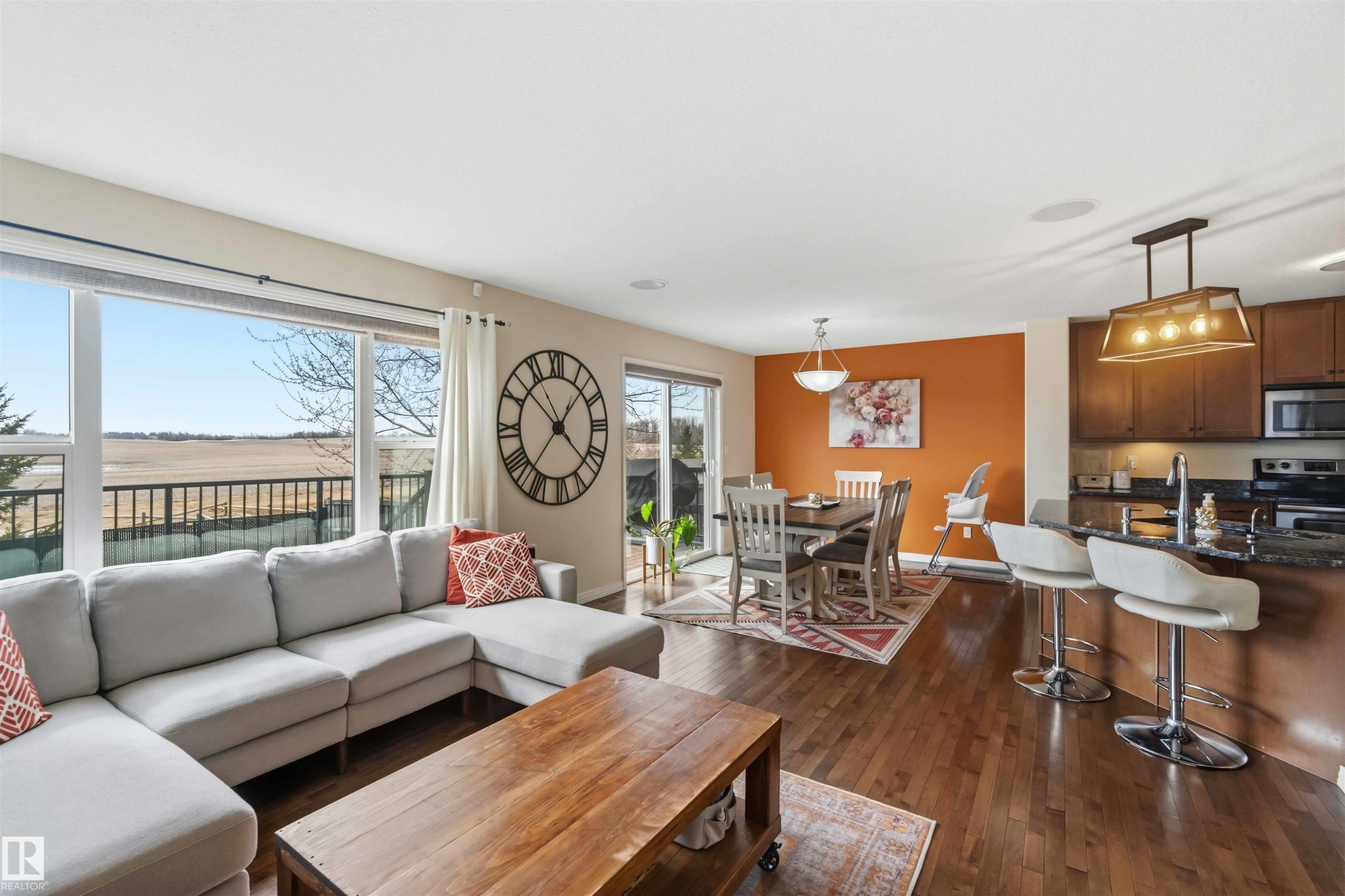 1247 Westerra Crescent, Stony Plain, AB - Indoor Photo Showing Living Room