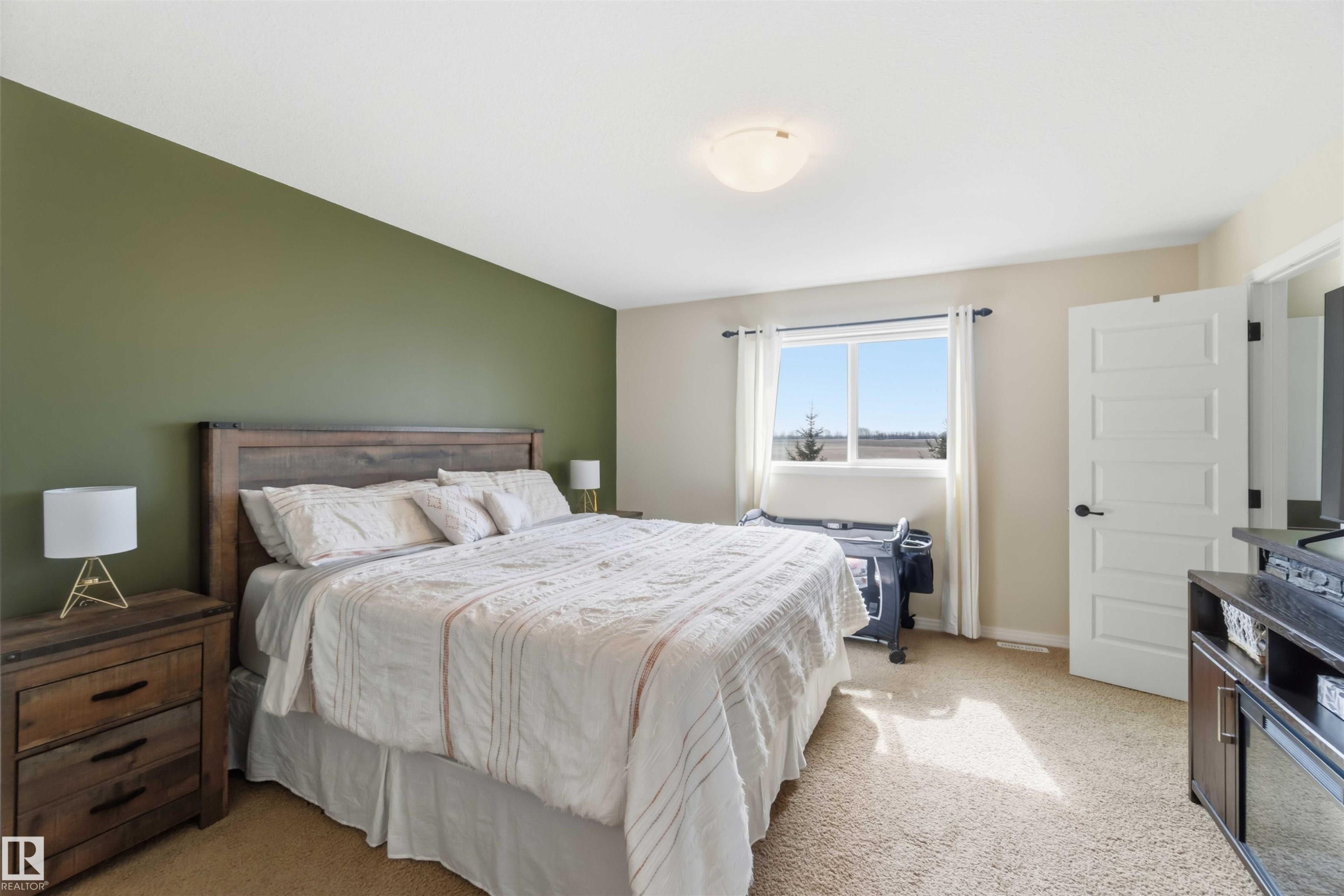 1247 Westerra Crescent, Stony Plain, AB - Indoor Photo Showing Bedroom
