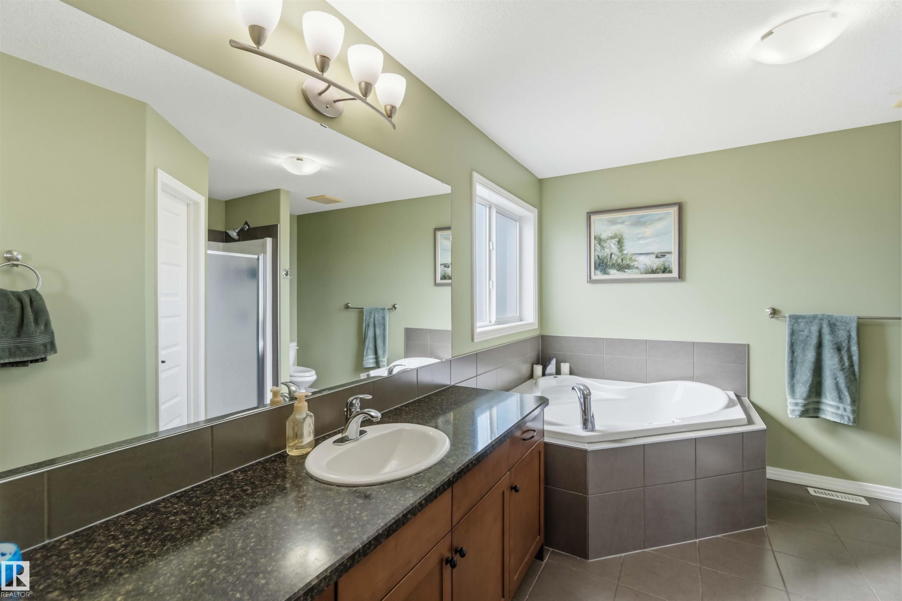 1247 Westerra Crescent, Stony Plain, AB - Indoor Photo Showing Bathroom