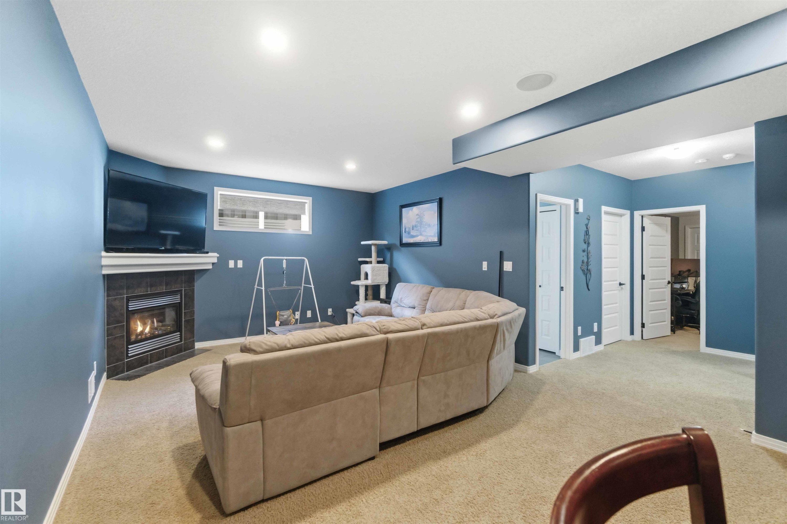 1247 Westerra Crescent, Stony Plain, AB - Indoor With Fireplace