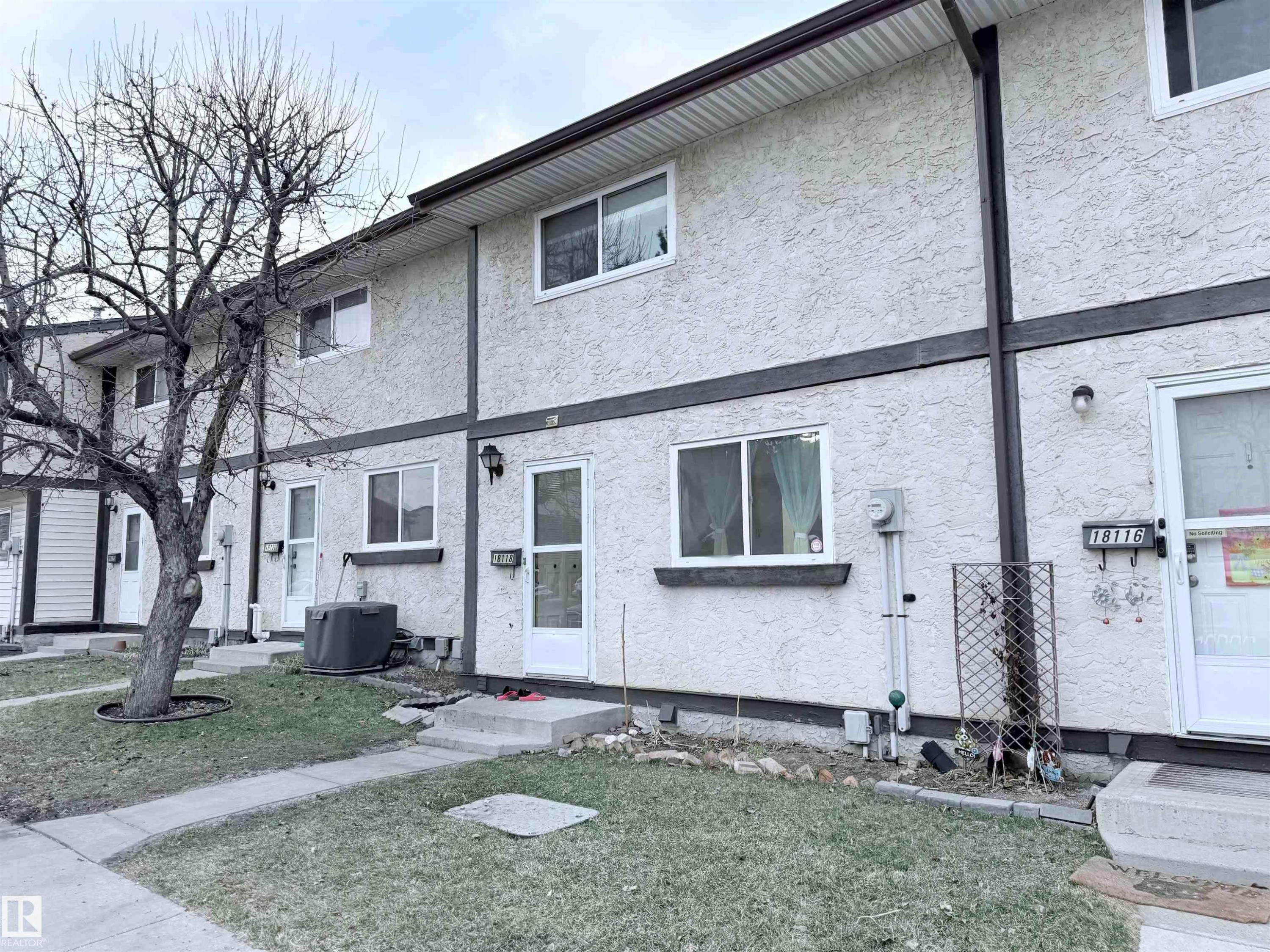 18118 93 Avenue, Edmonton, AB - Outdoor