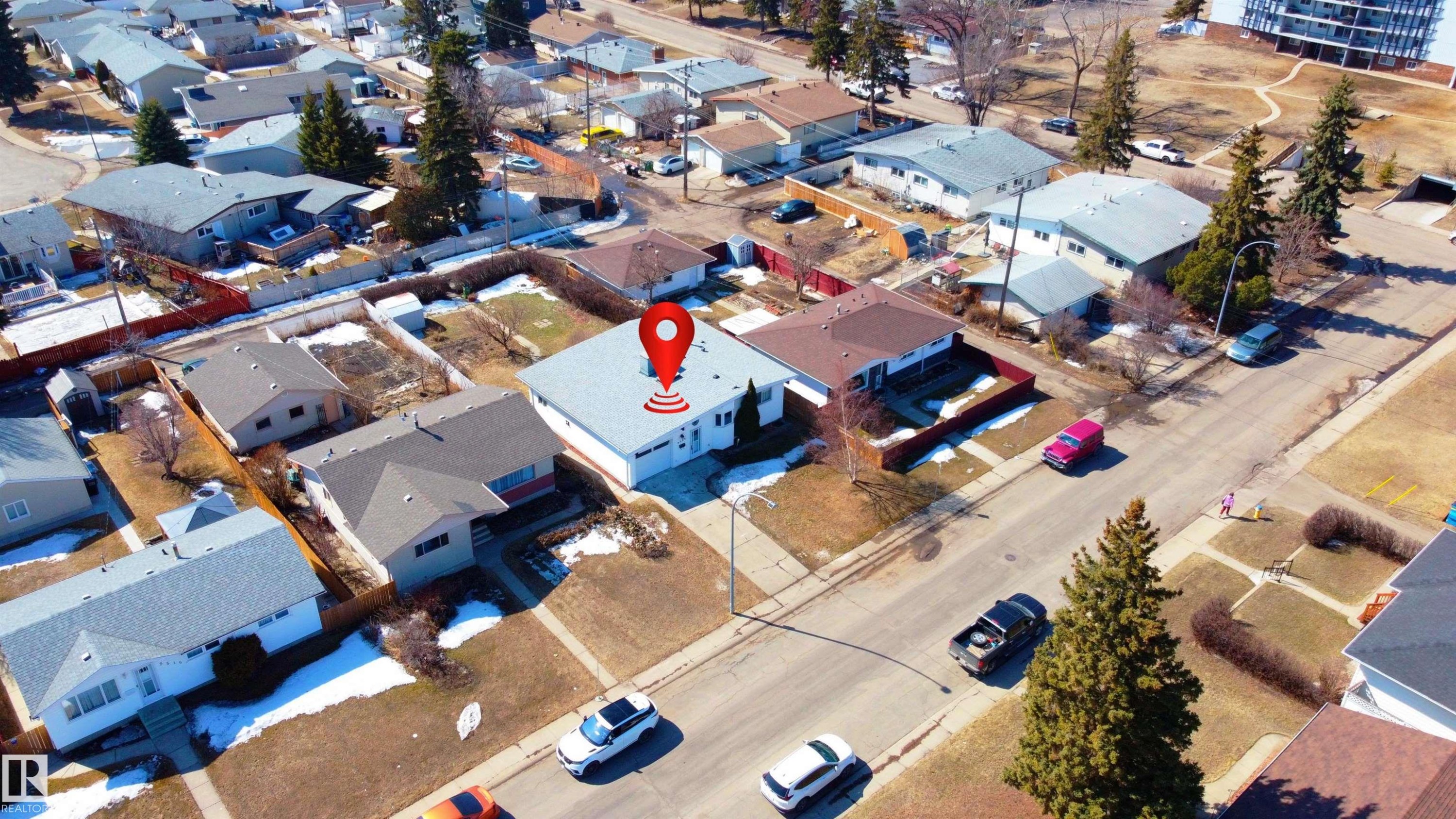 9523 134 Avenue, Edmonton, AB - Outdoor With View