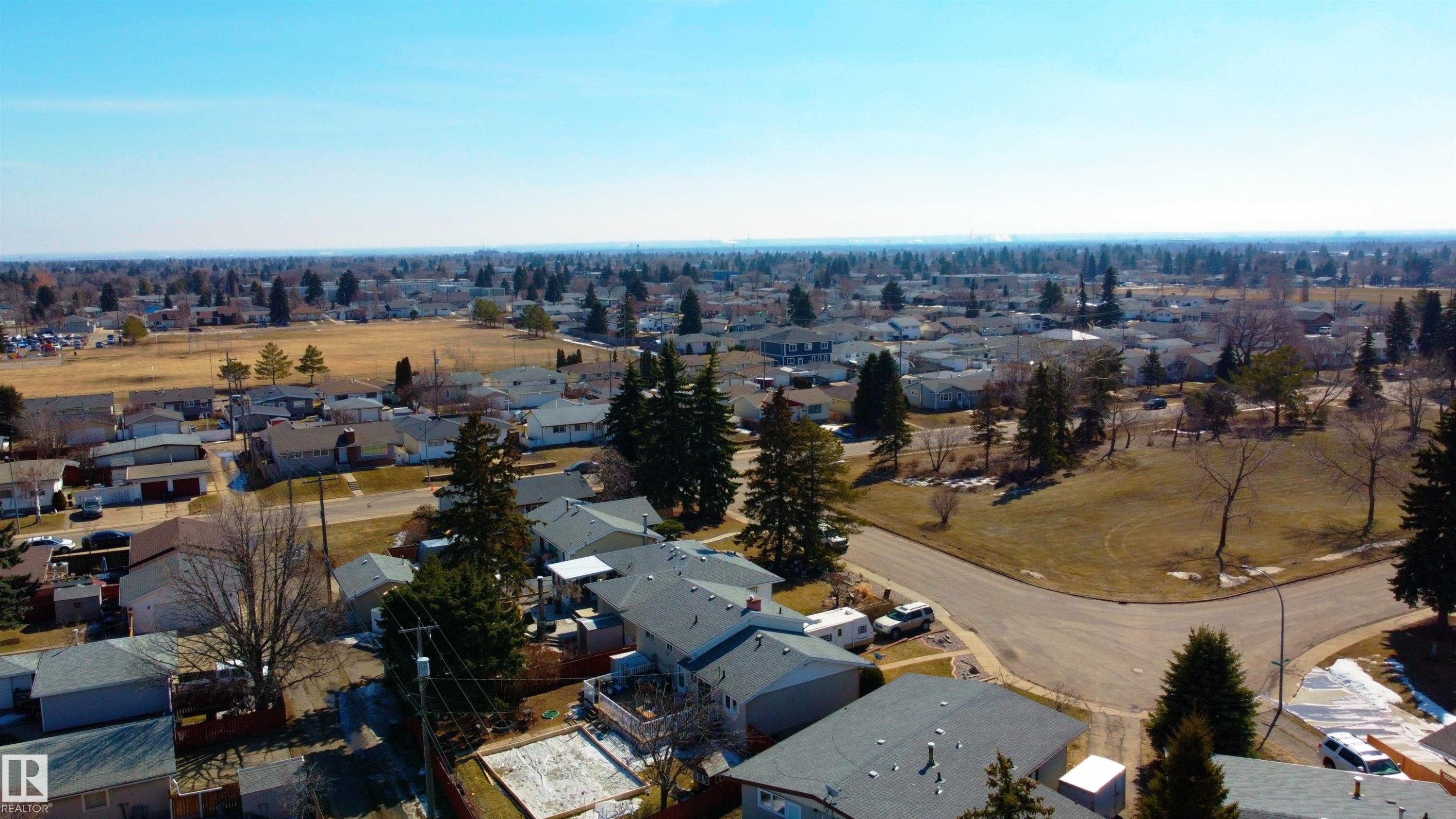 9523 134 Avenue, Edmonton, AB - Outdoor With View