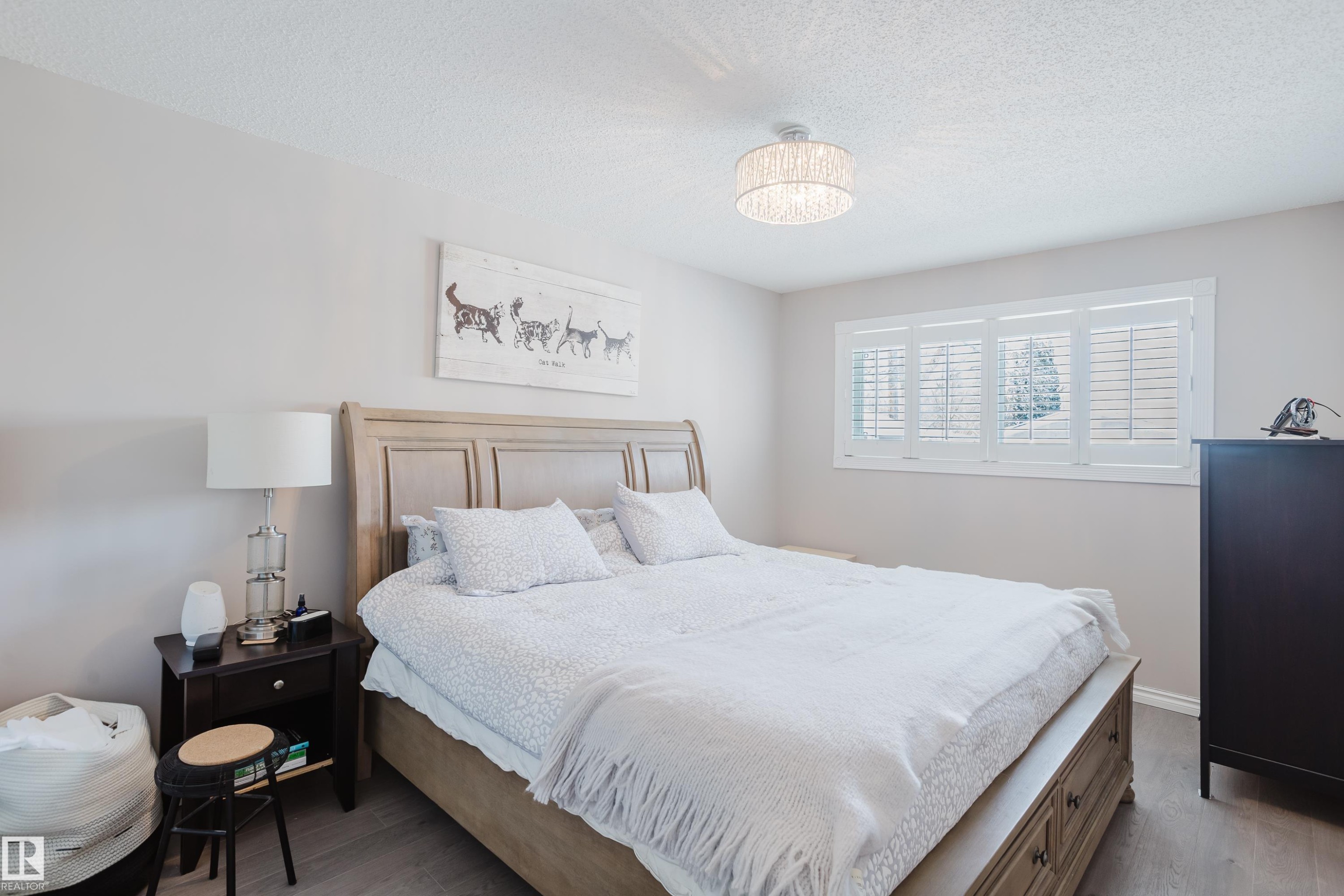 13 Sorrel Crescent, St. Albert, AB - Indoor Photo Showing Bedroom