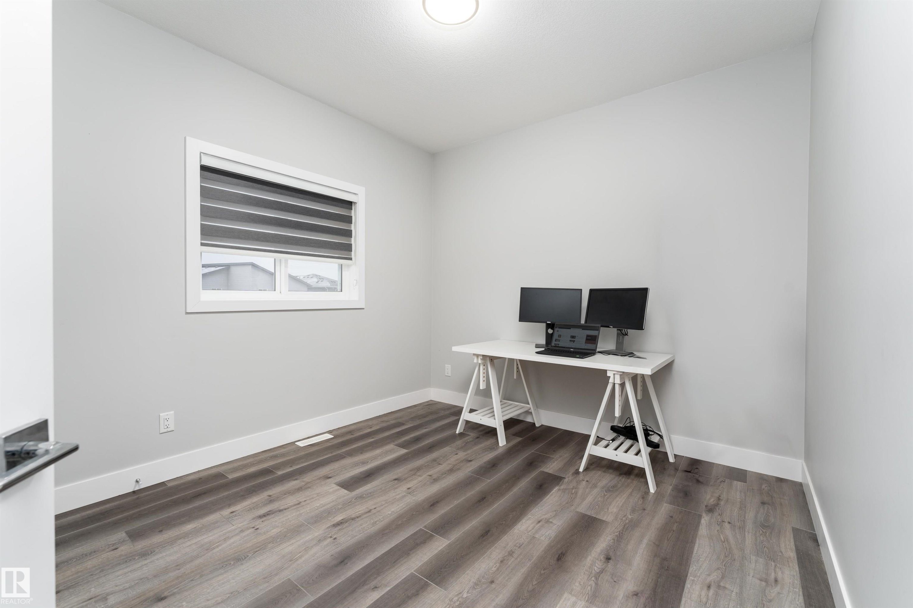 9338 Pear Link, Edmonton, AB - Indoor Photo Showing Office