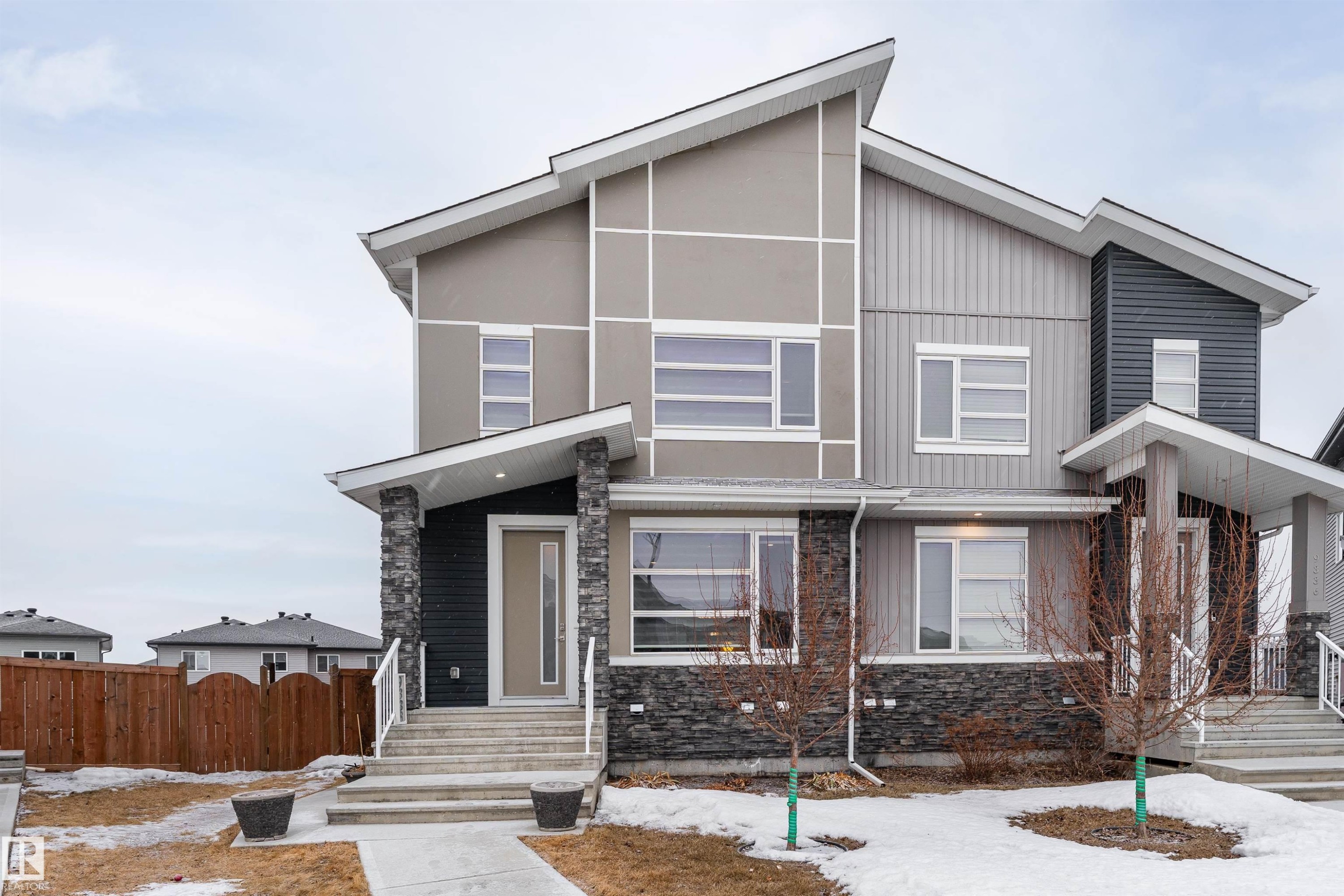 9338 Pear Link, Edmonton, AB - Outdoor