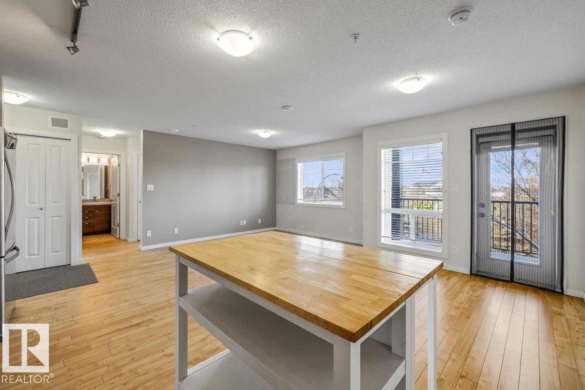 305 9523 160 Avenue, Edmonton, AB - Indoor Photo Showing Other Room
