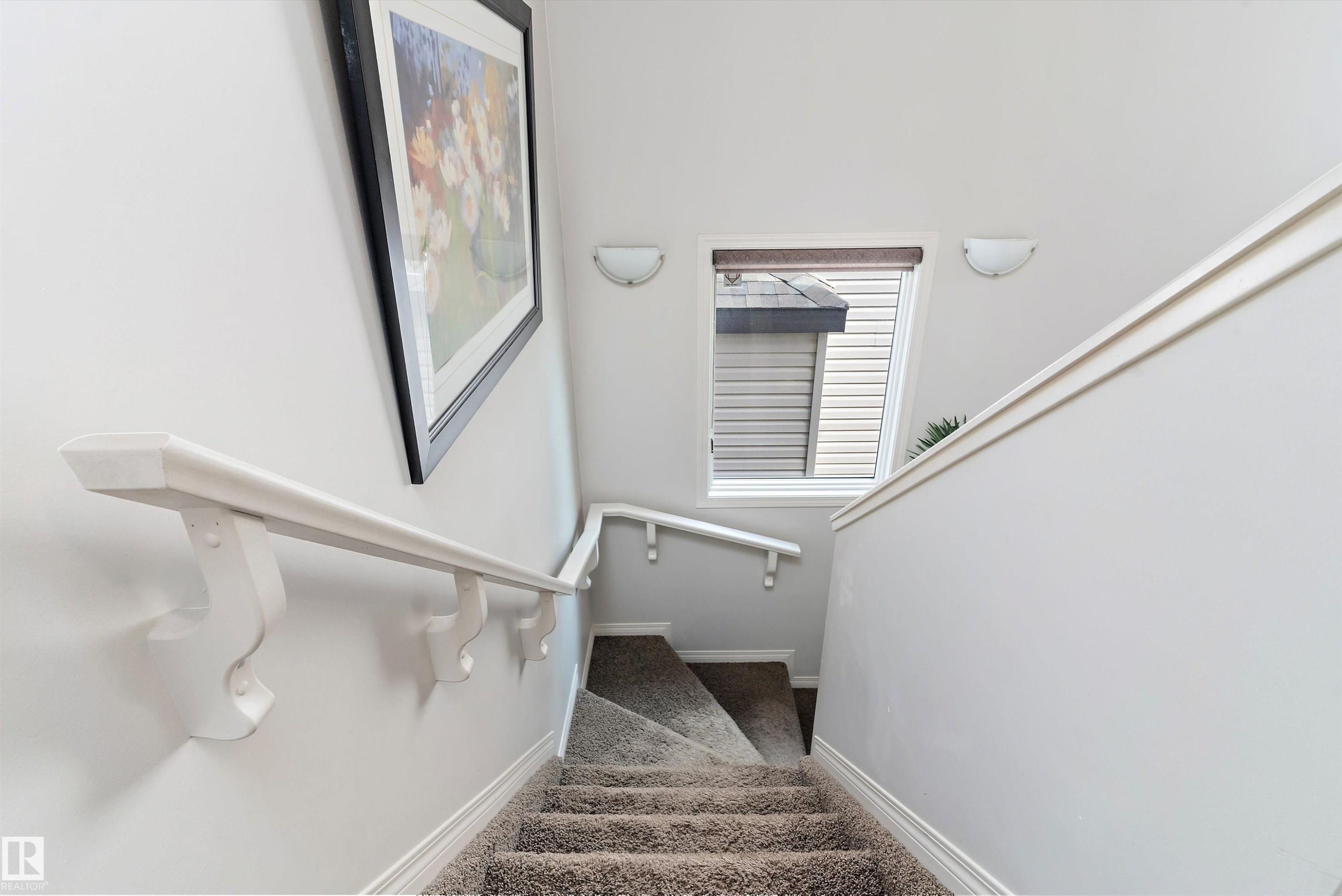 6934 19A Avenue, Edmonton, AB - Indoor Photo Showing Other Room