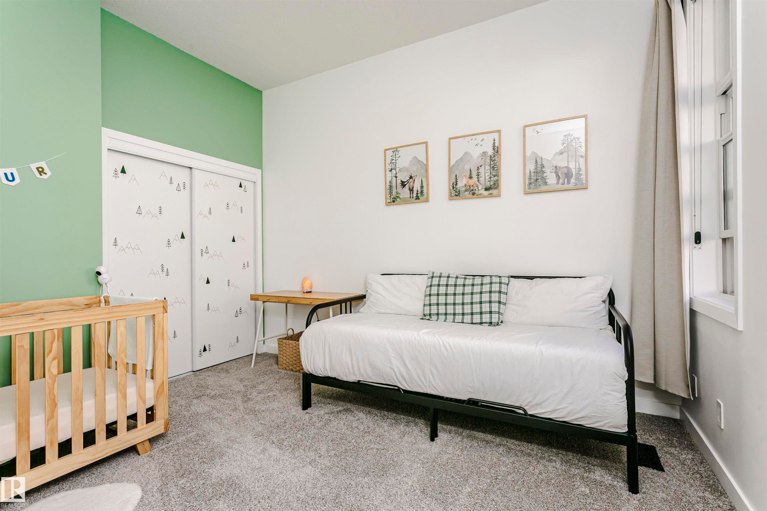 503 9503 101 Avenue, Edmonton, AB - Indoor Photo Showing Bedroom