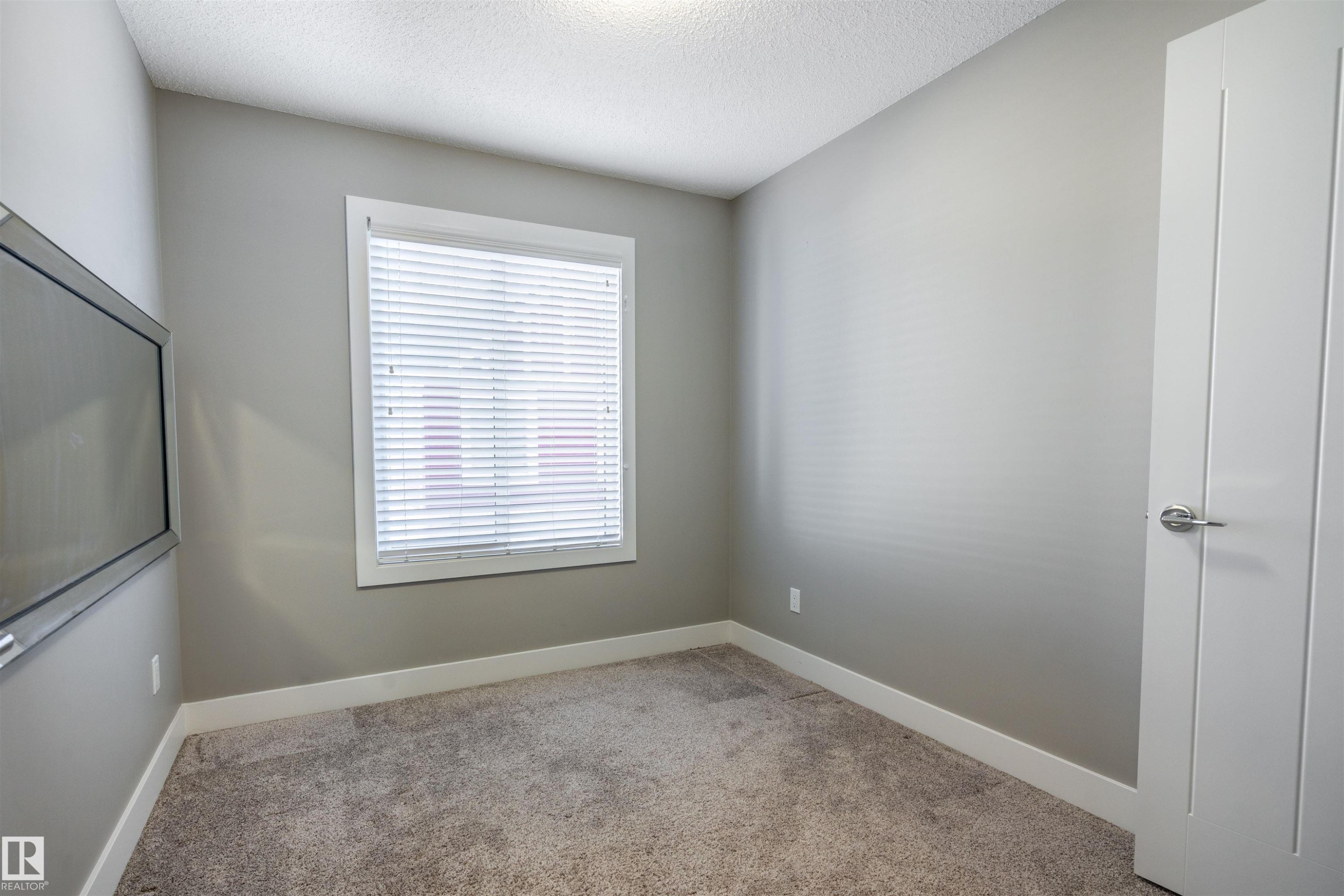 57 415 Clareview Road, Edmonton, AB - Indoor Photo Showing Other Room