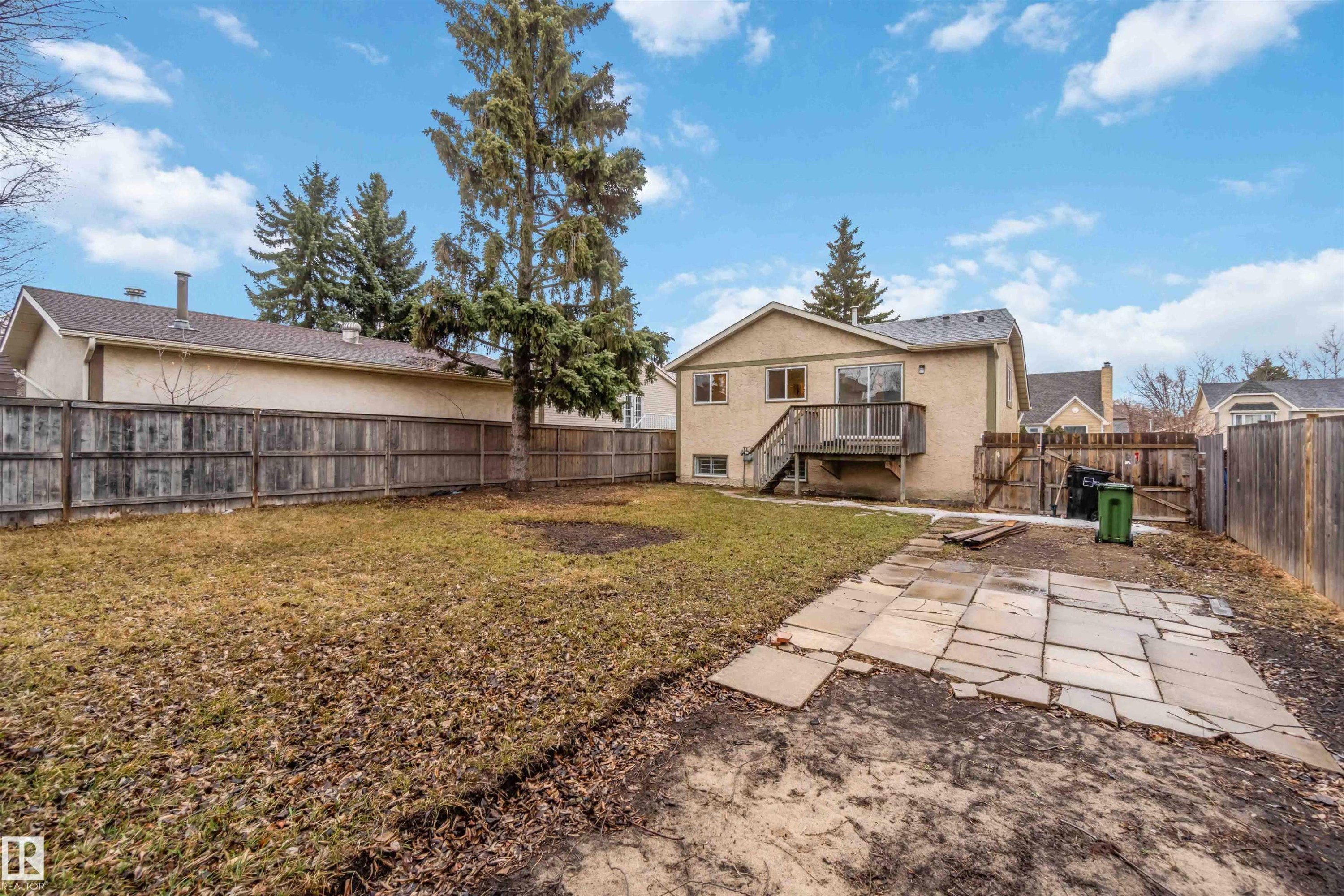 4636 37A Avenue, Edmonton, AB - Outdoor