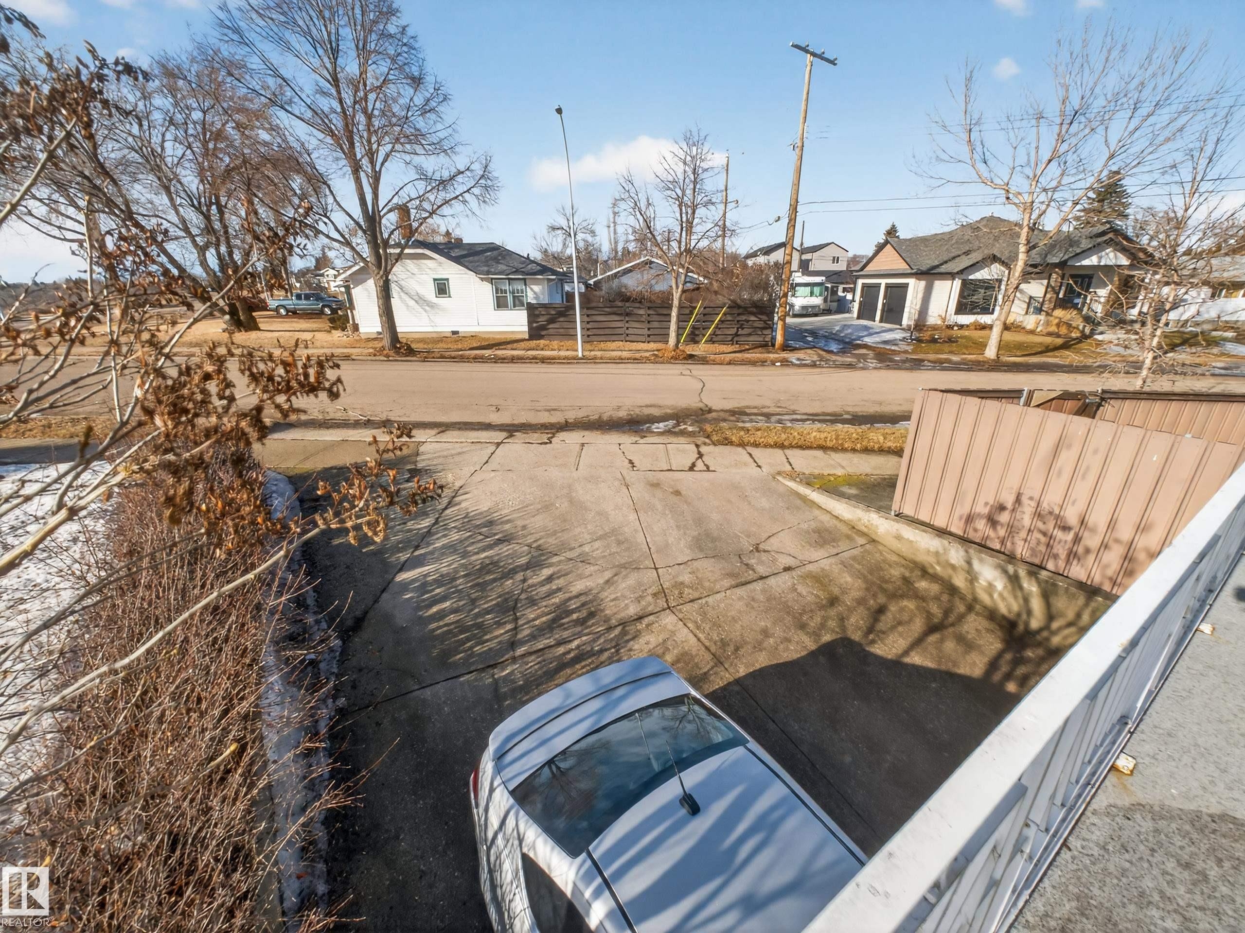 3642 Ada Boulevard, Edmonton, AB - Outdoor