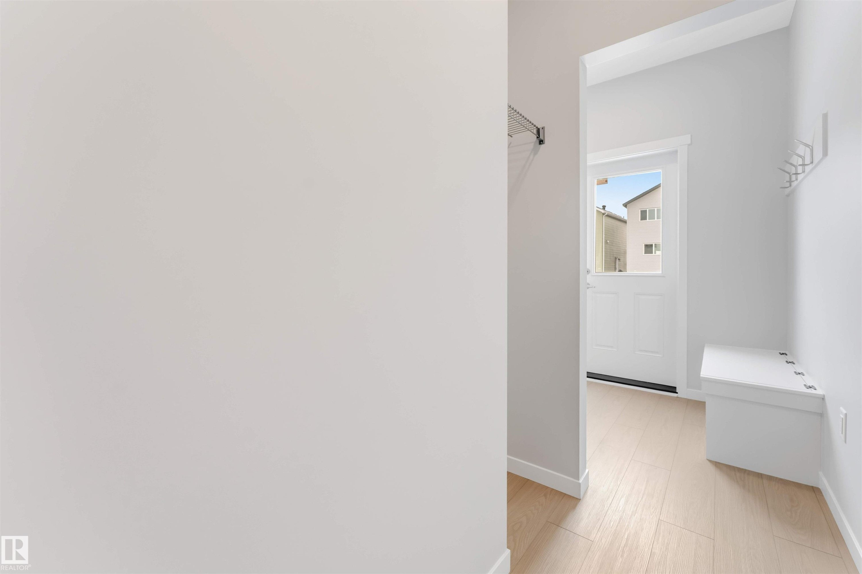 1027 Aster Boulevard, Edmonton, AB - Indoor Photo Showing Other Room