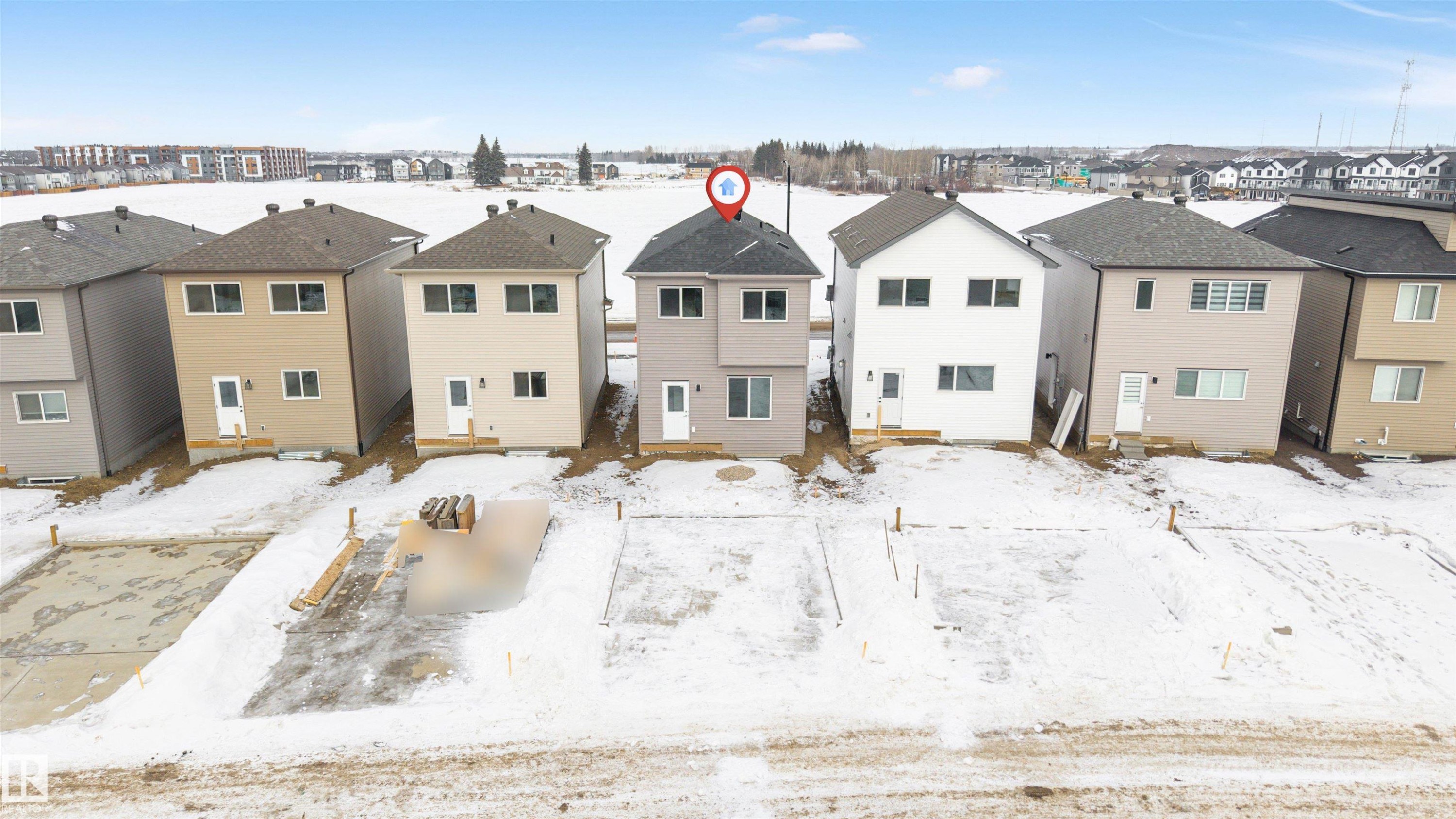 1027 Aster Boulevard, Edmonton, AB - Outdoor With Facade